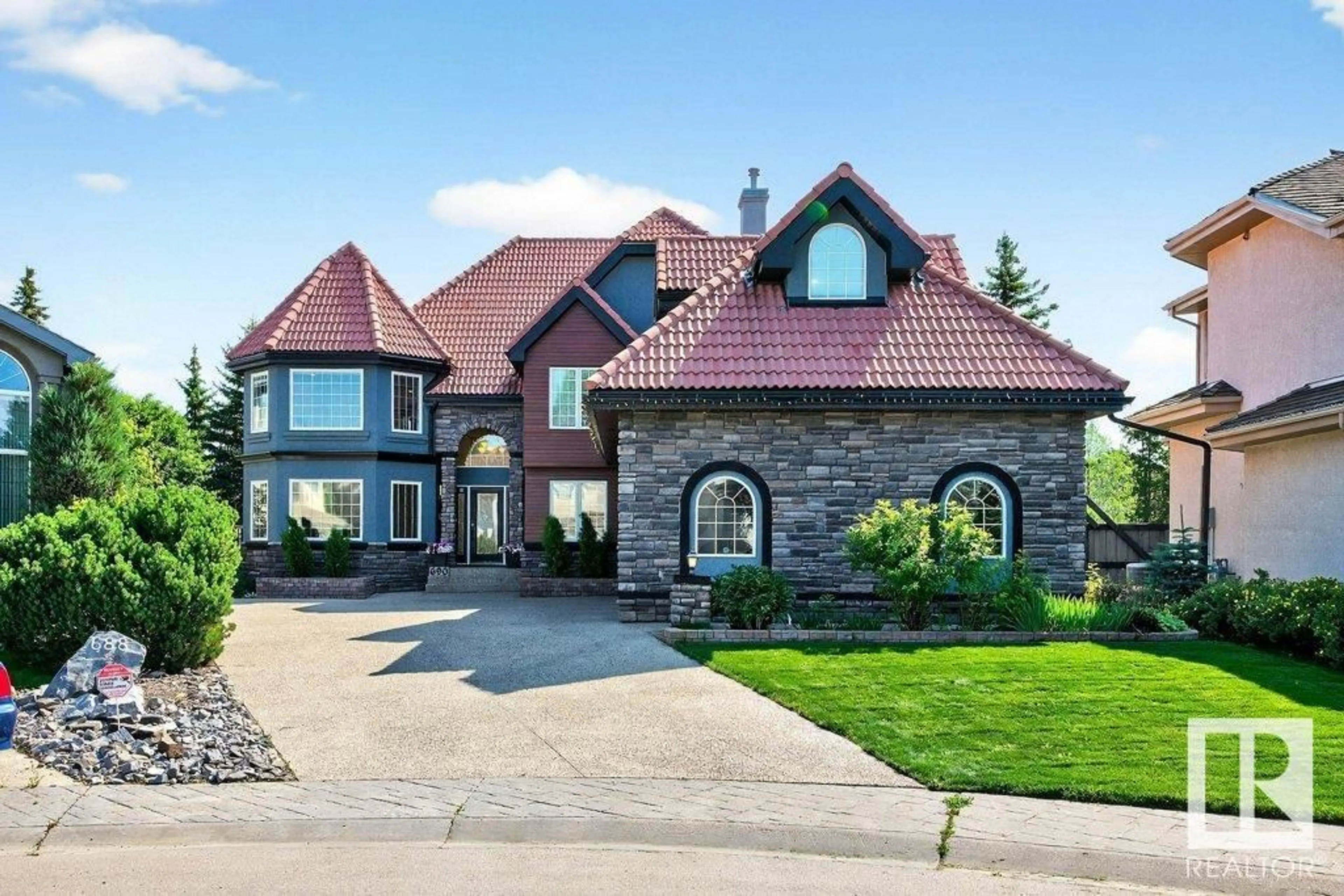 Home with brick exterior material, street for 690 HENDERSON ST, Edmonton Alberta T6R2R8