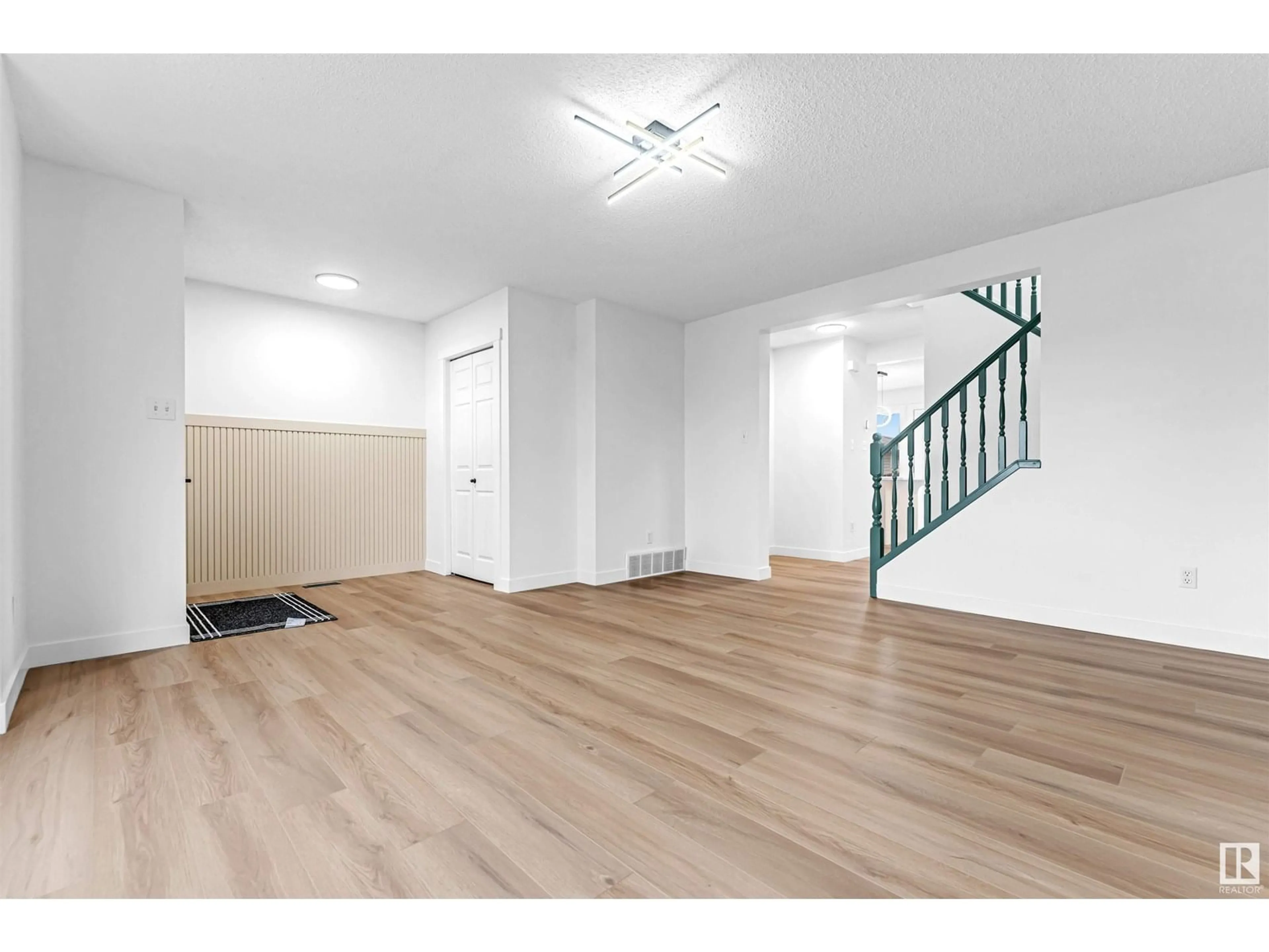 Unknown for NW - 2427 28B AV, Edmonton Alberta T6T2A3