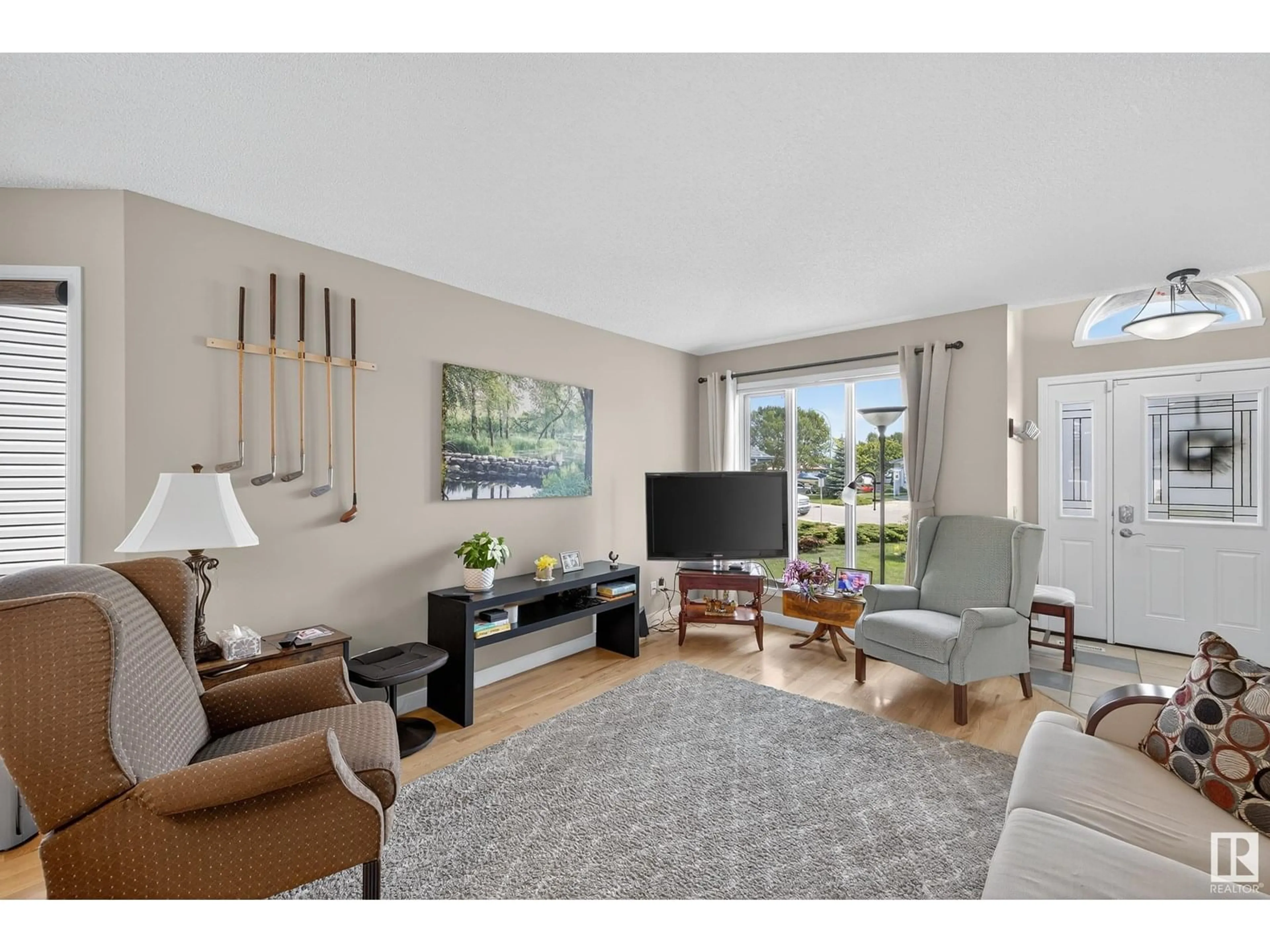 Living room with furniture, unknown for 65 DAWSON DRIVE, Sherwood Park Alberta T8H1T7