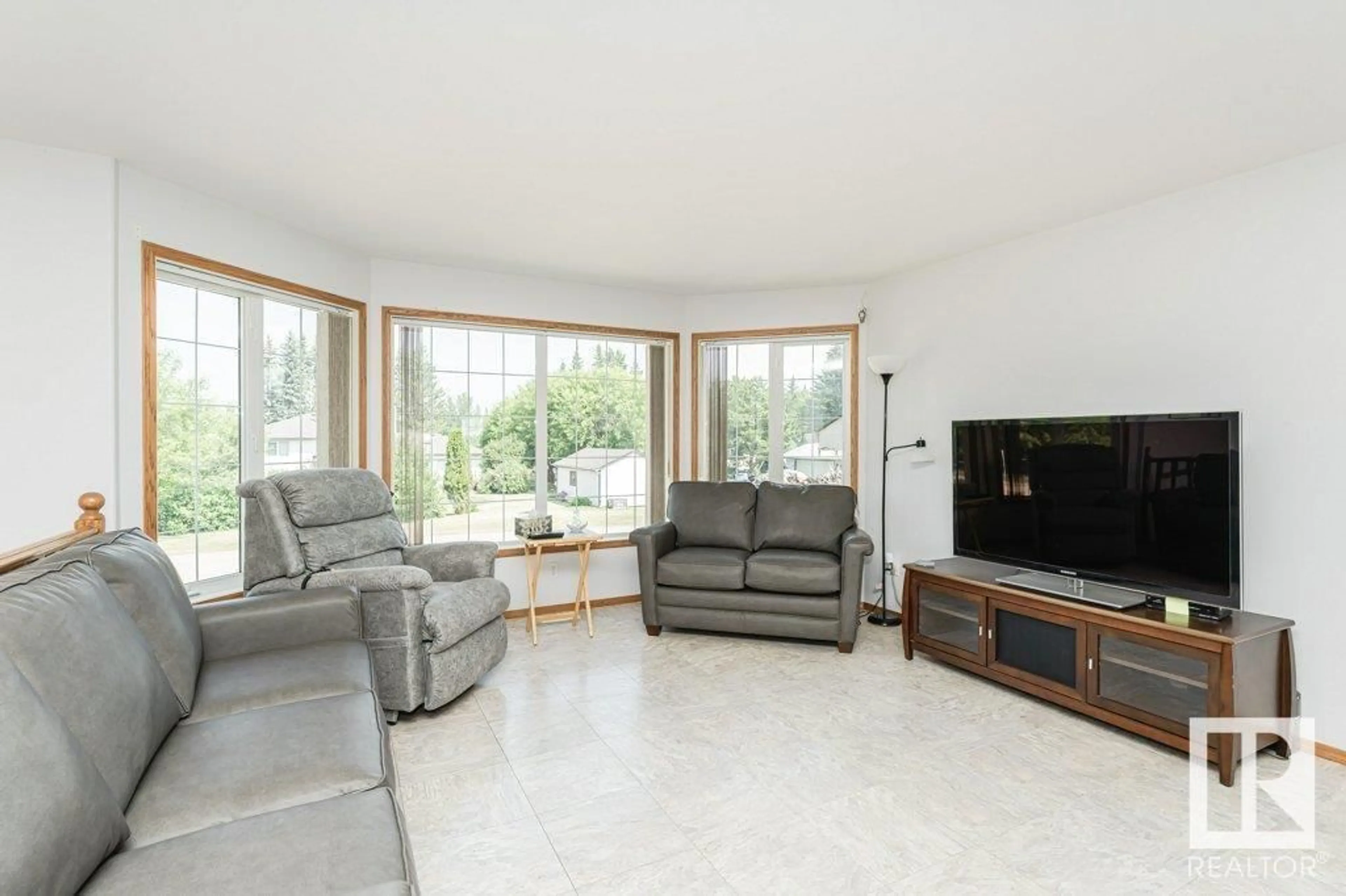 Living room with furniture, unknown for 5322 49 AV, Andrew Alberta T0B0C0