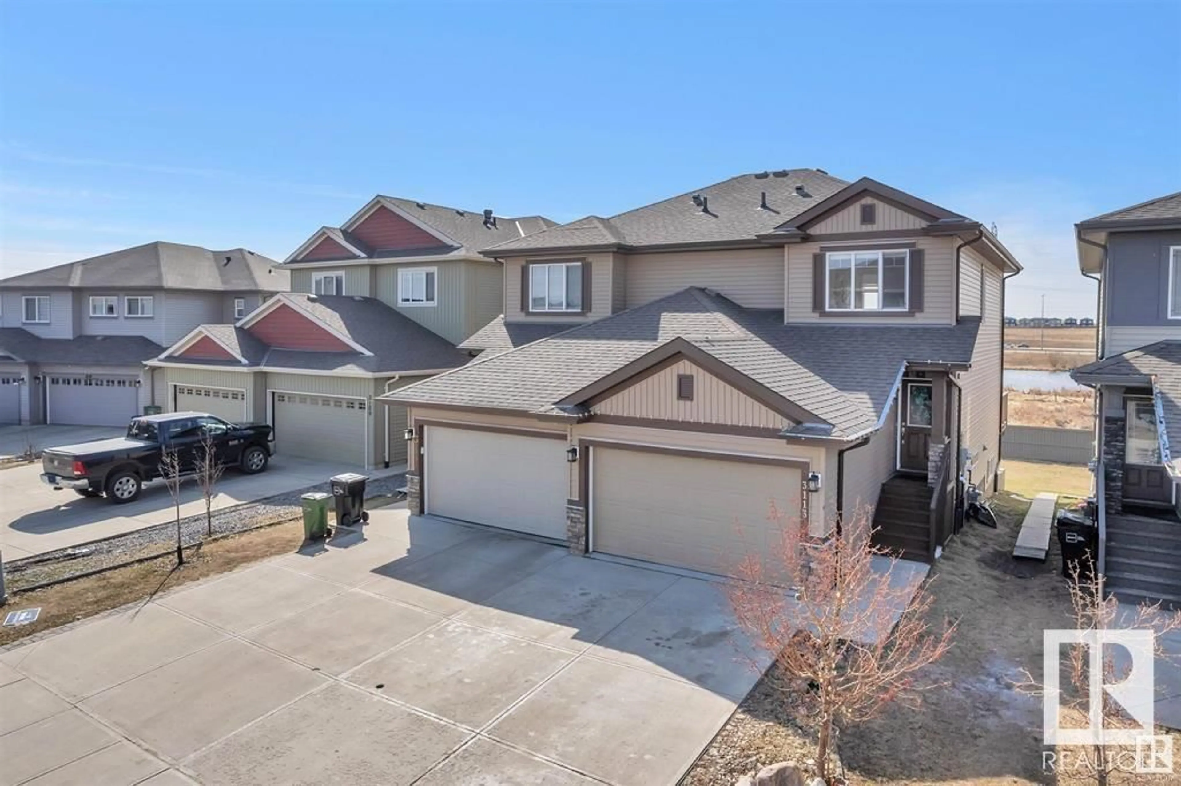 A pic from outside/outdoor area/front of a property/back of a property/a pic from drone, street for 3113 11 AV, Edmonton Alberta T6T2C7