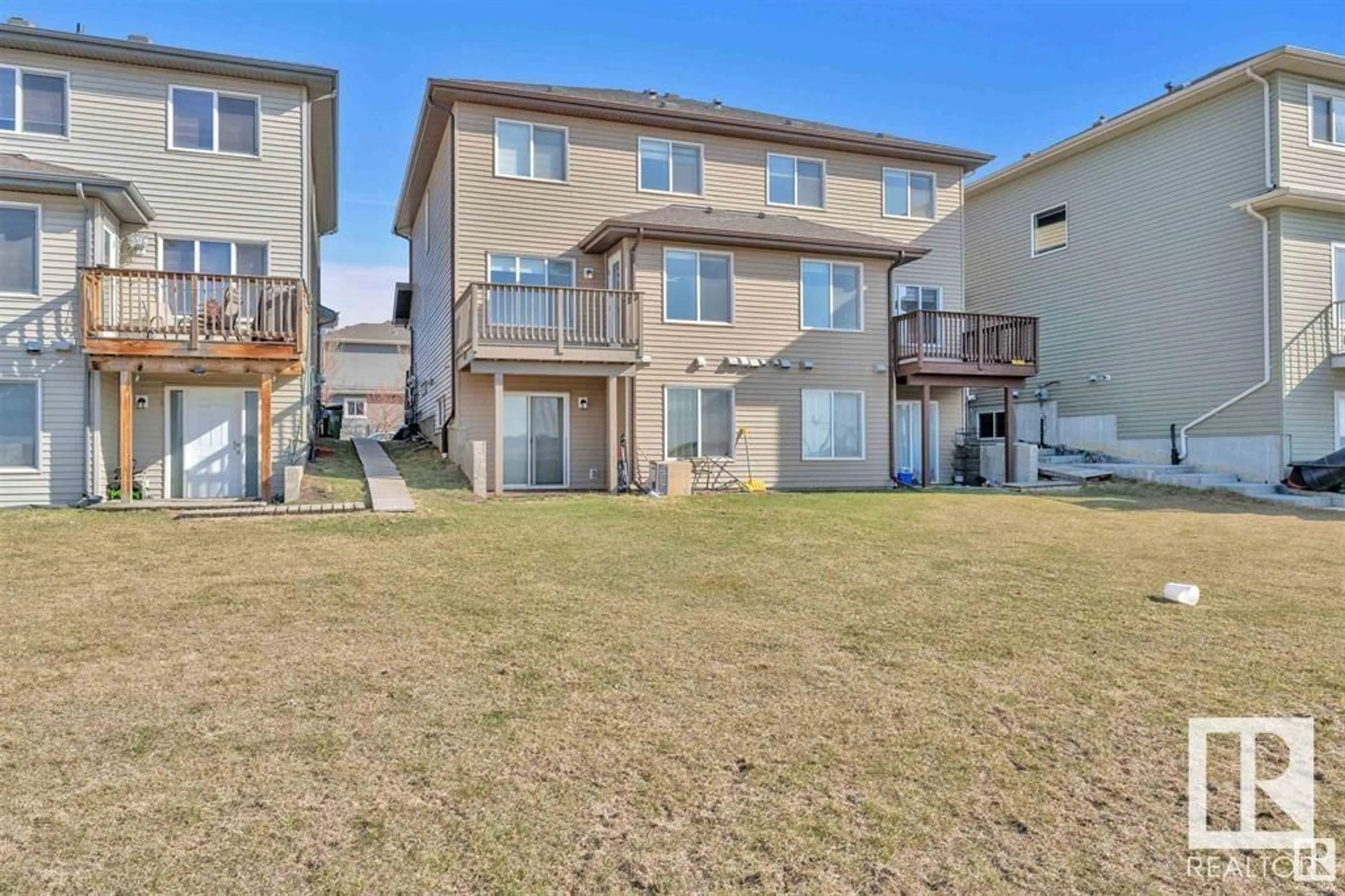 Patio, water/lake/river/ocean view for 3113 11 AV, Edmonton Alberta T6T2C7