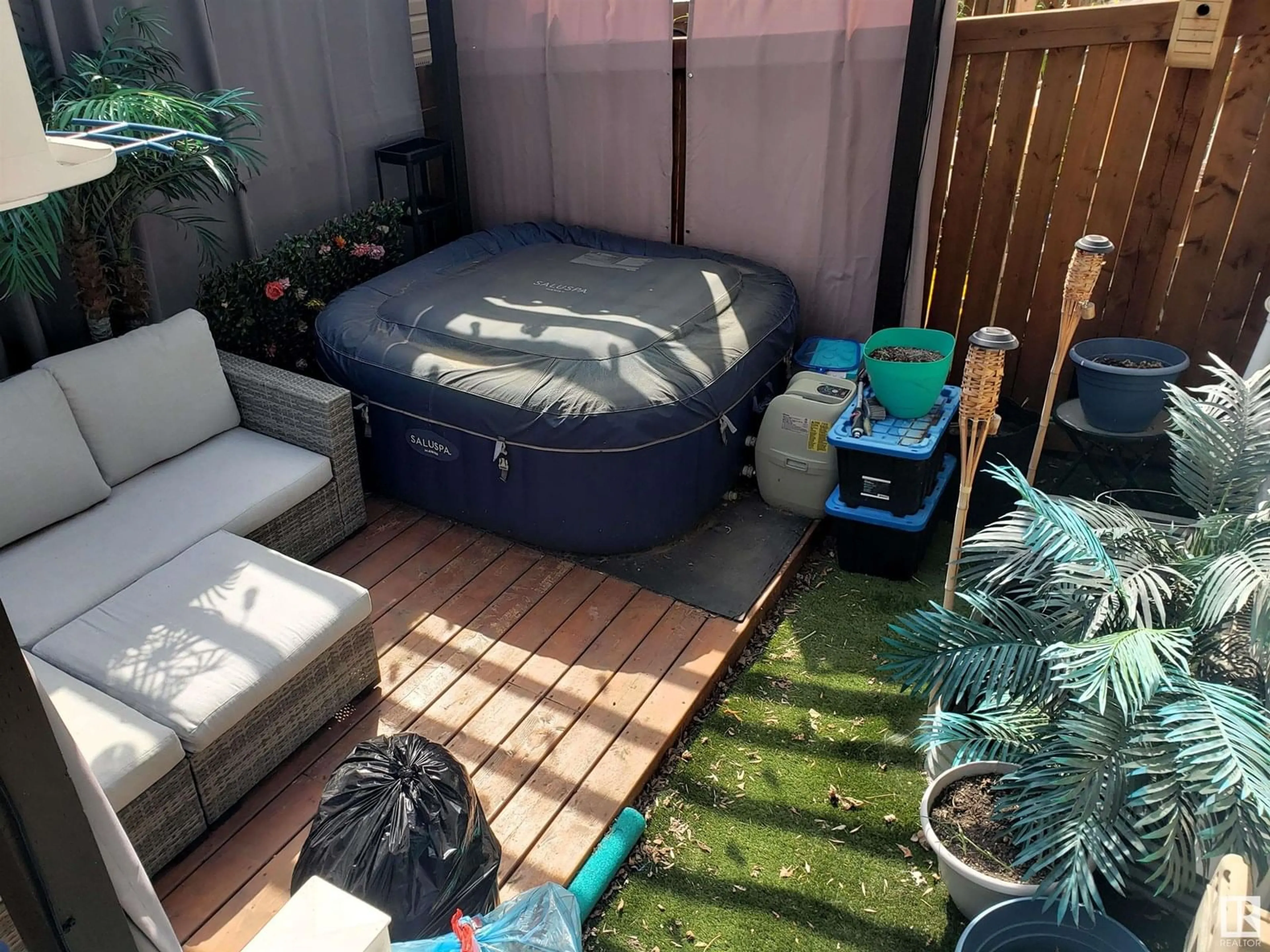 Patio, unknown for 12325 122 AV, Edmonton Alberta T5L2Z8