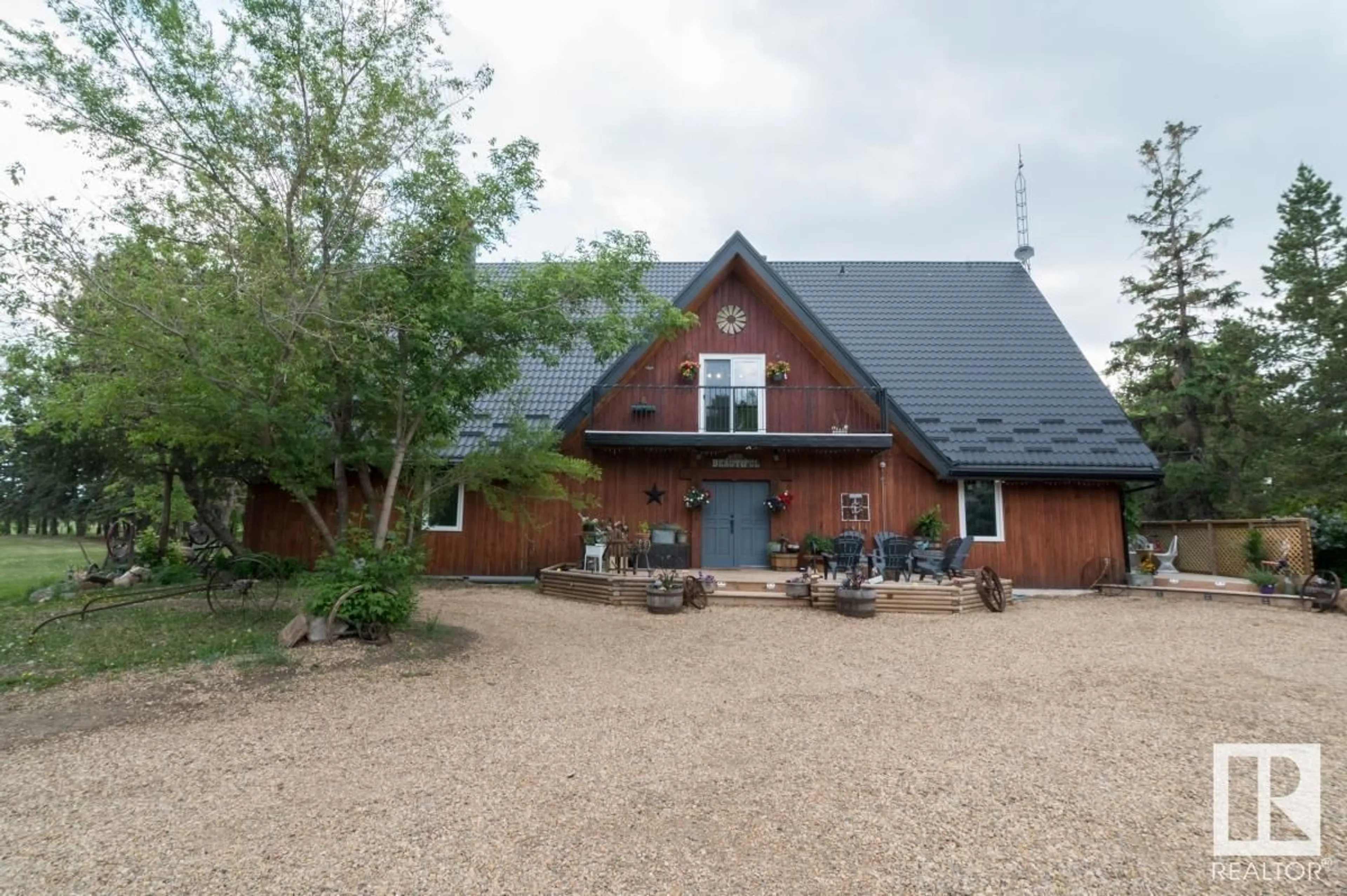 A pic from outside/outdoor area/front of a property/back of a property/a pic from drone, unknown for 17407 TOWNSHIP ROAD 500, Rural Beaver County Alberta T0B4A0
