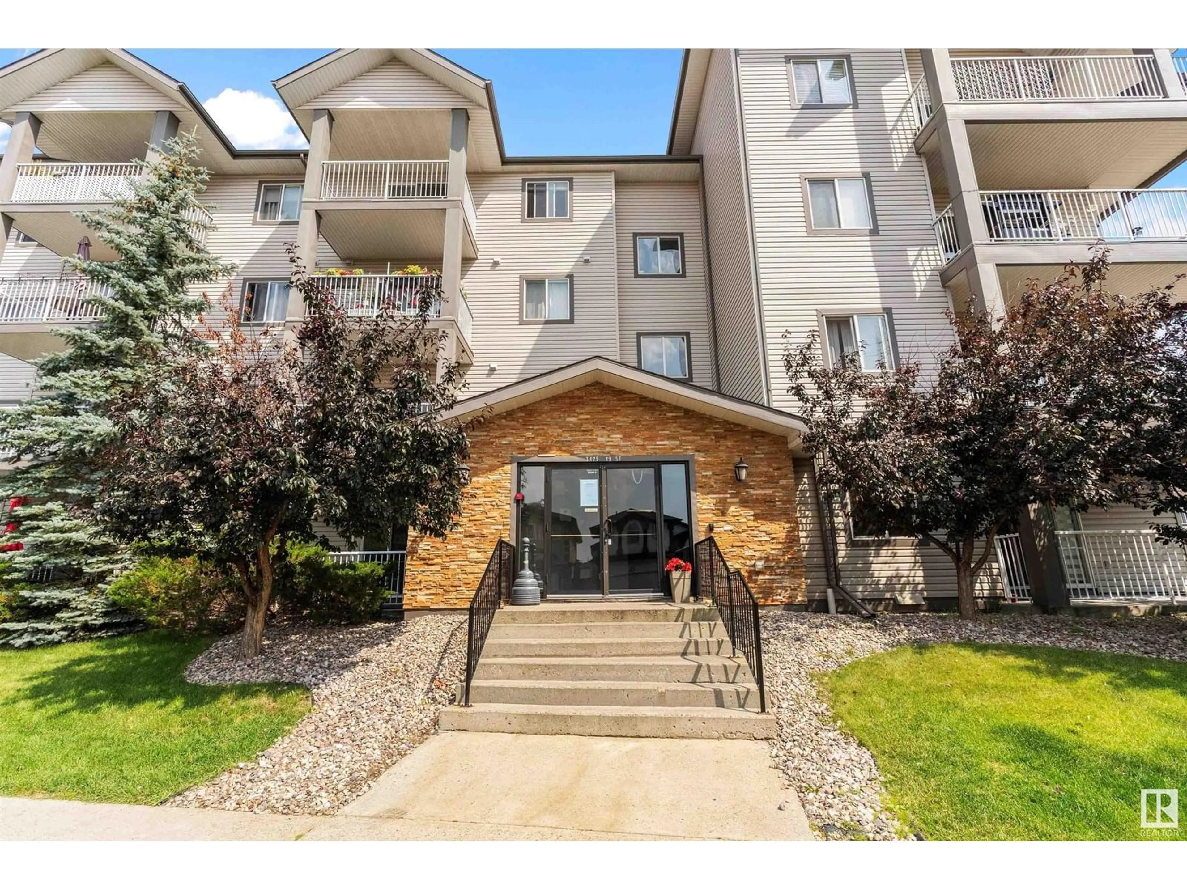 Unknown for #122 - 3425 19 ST, Edmonton Alberta T6T2B5