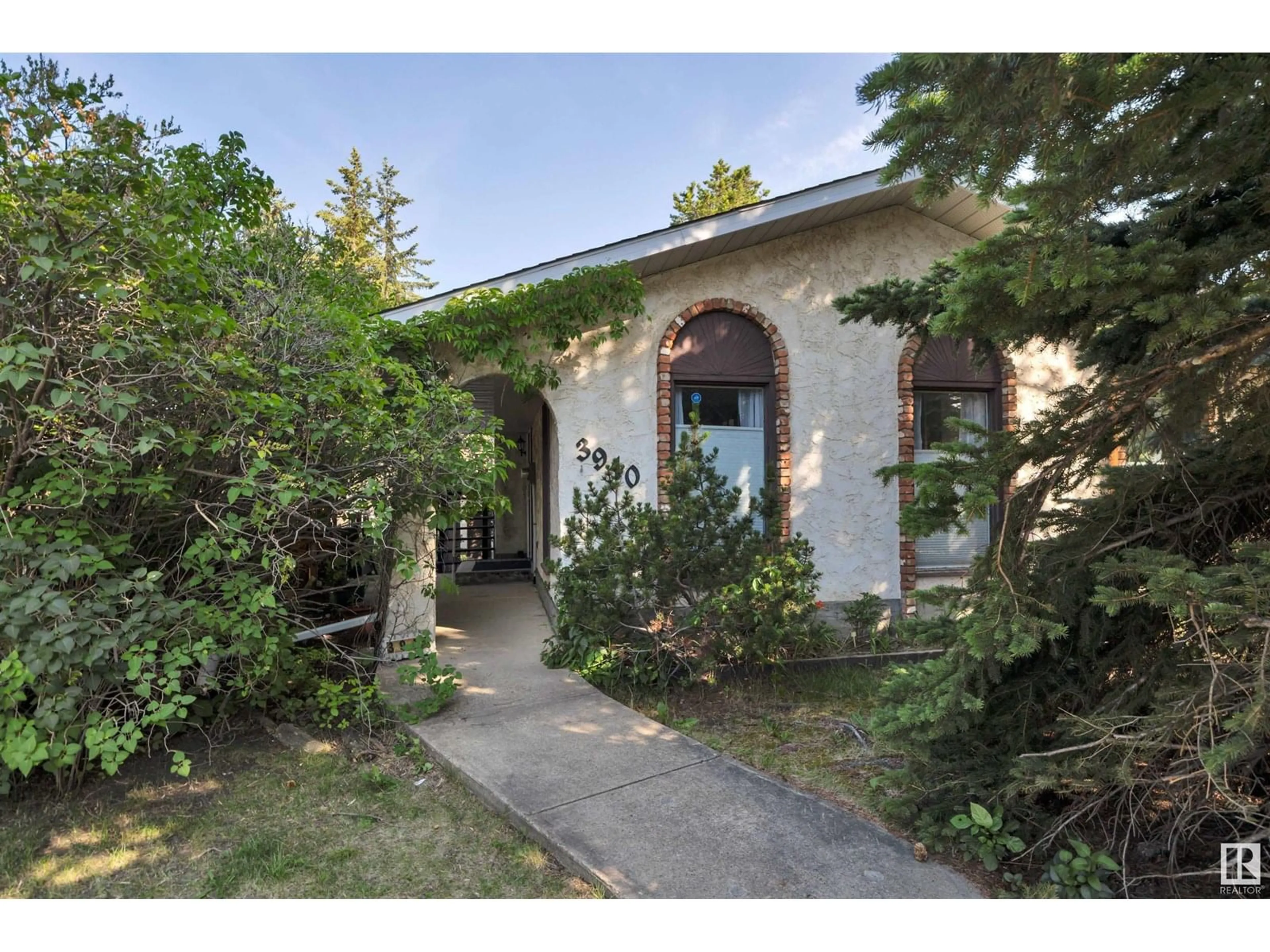 Unknown for 3940 62 ST, Edmonton Alberta T6L1A6