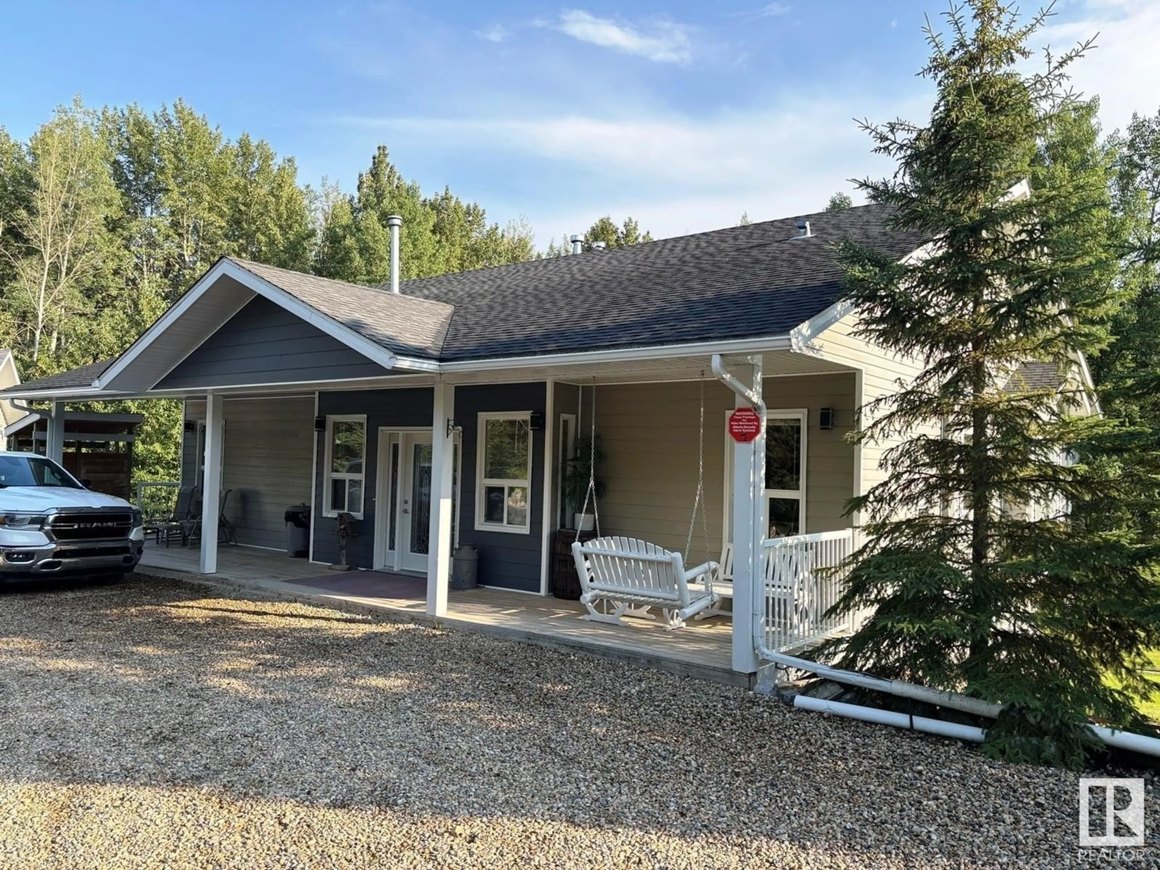 Home with vinyl exterior material, unknown for 465022 - 74 RGE ROAD 61, Rural Wetaskiwin County Alberta T0C0T0
