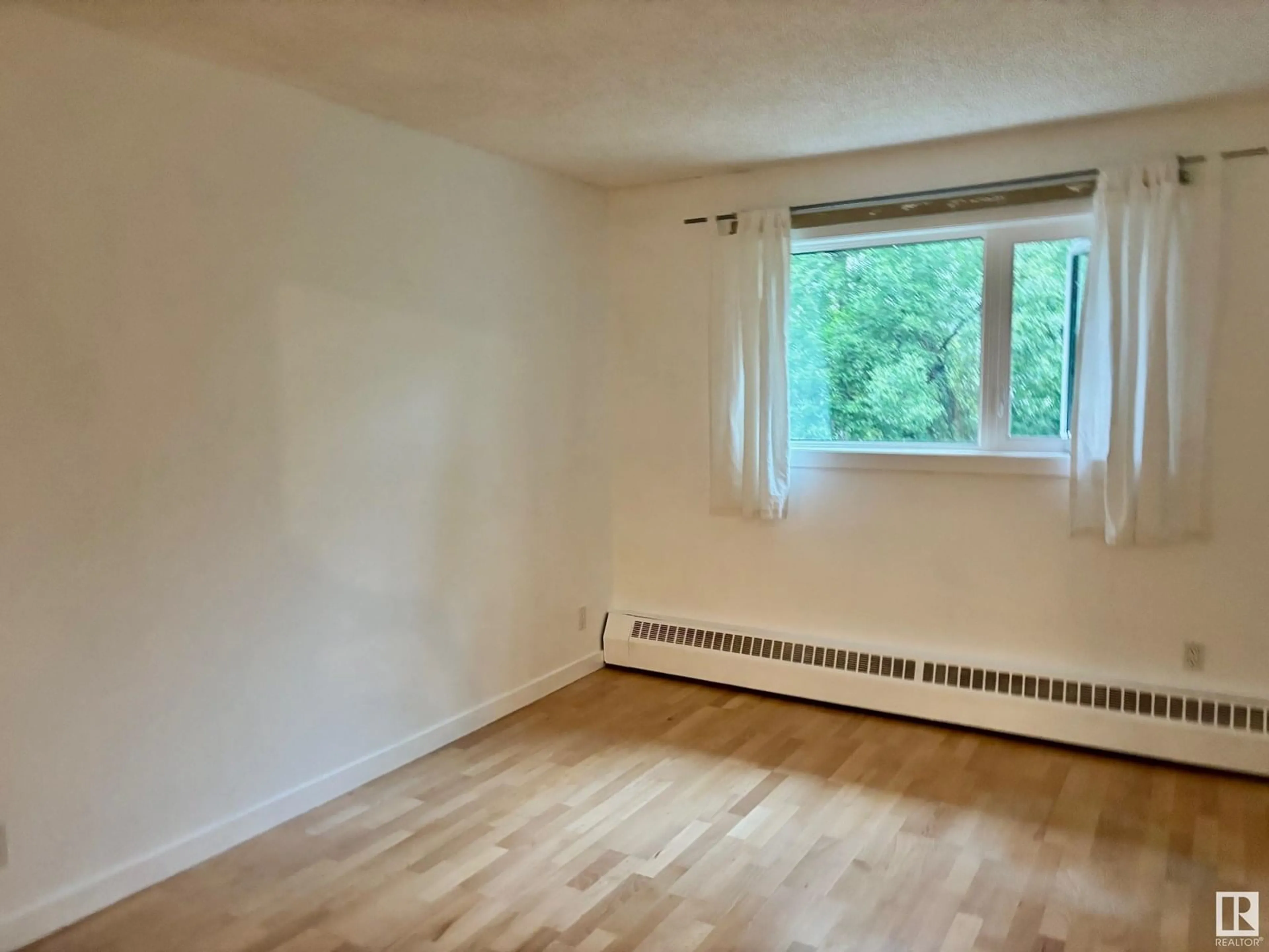 A pic of a room for 307 - 11115 80 AV, Edmonton Alberta T6G0R4