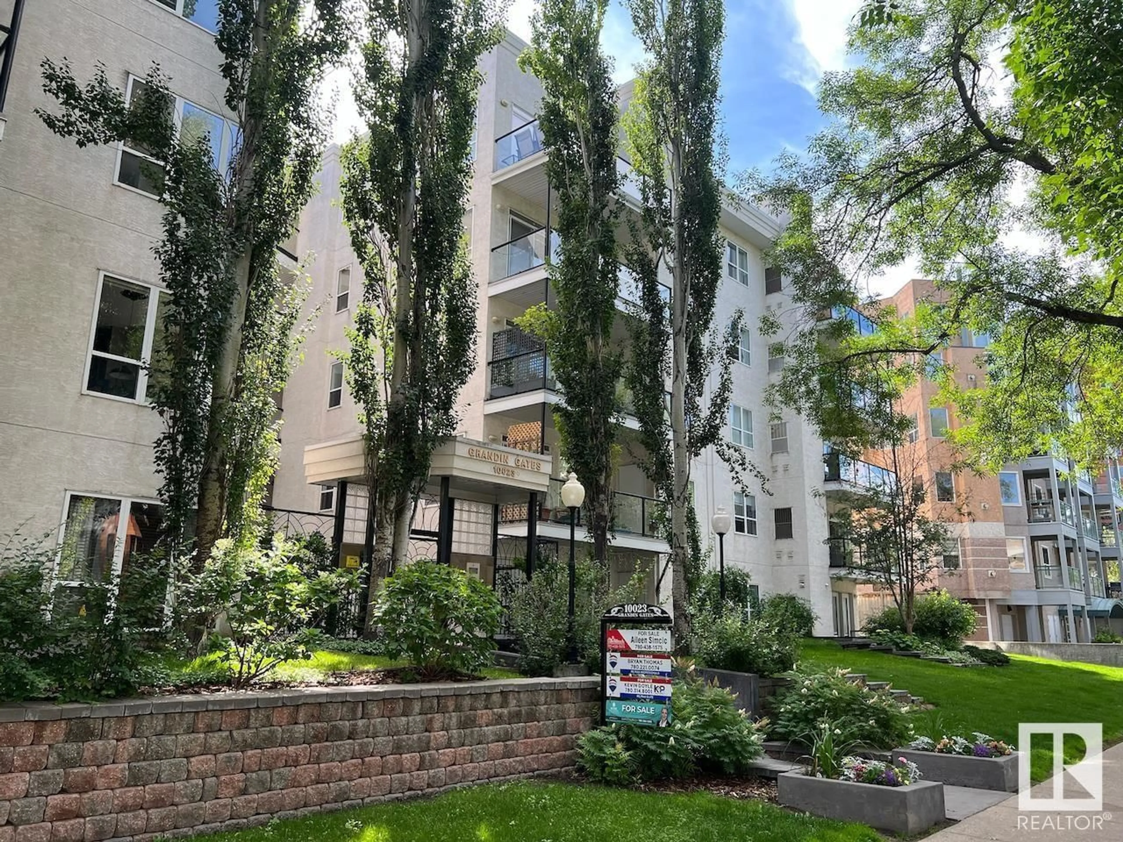 Unknown for NW - 532 110 ST, Edmonton Alberta T5K1J5
