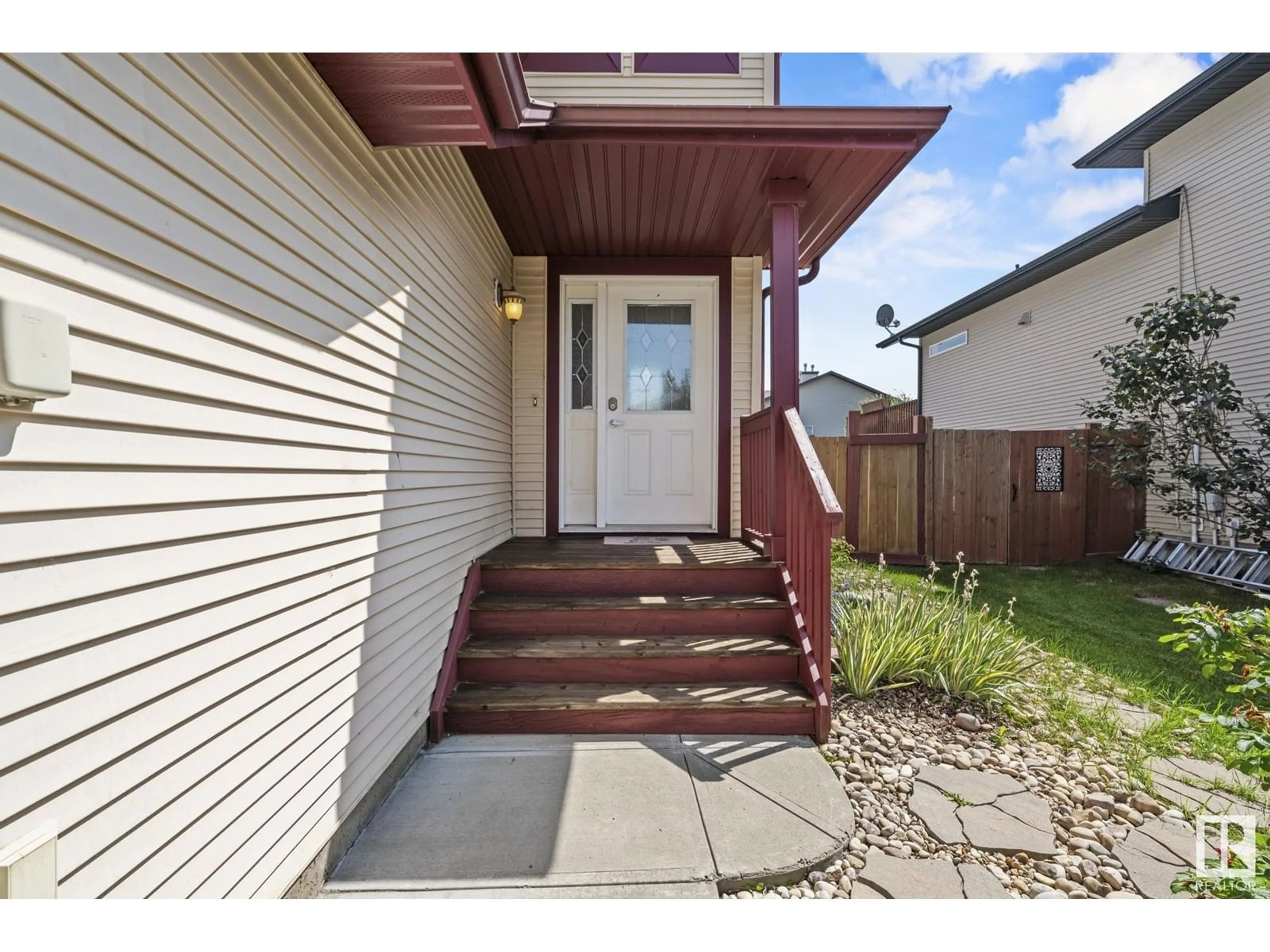 Unknown for 164 RUE MAGNAN, Beaumont Alberta T4X0A6
