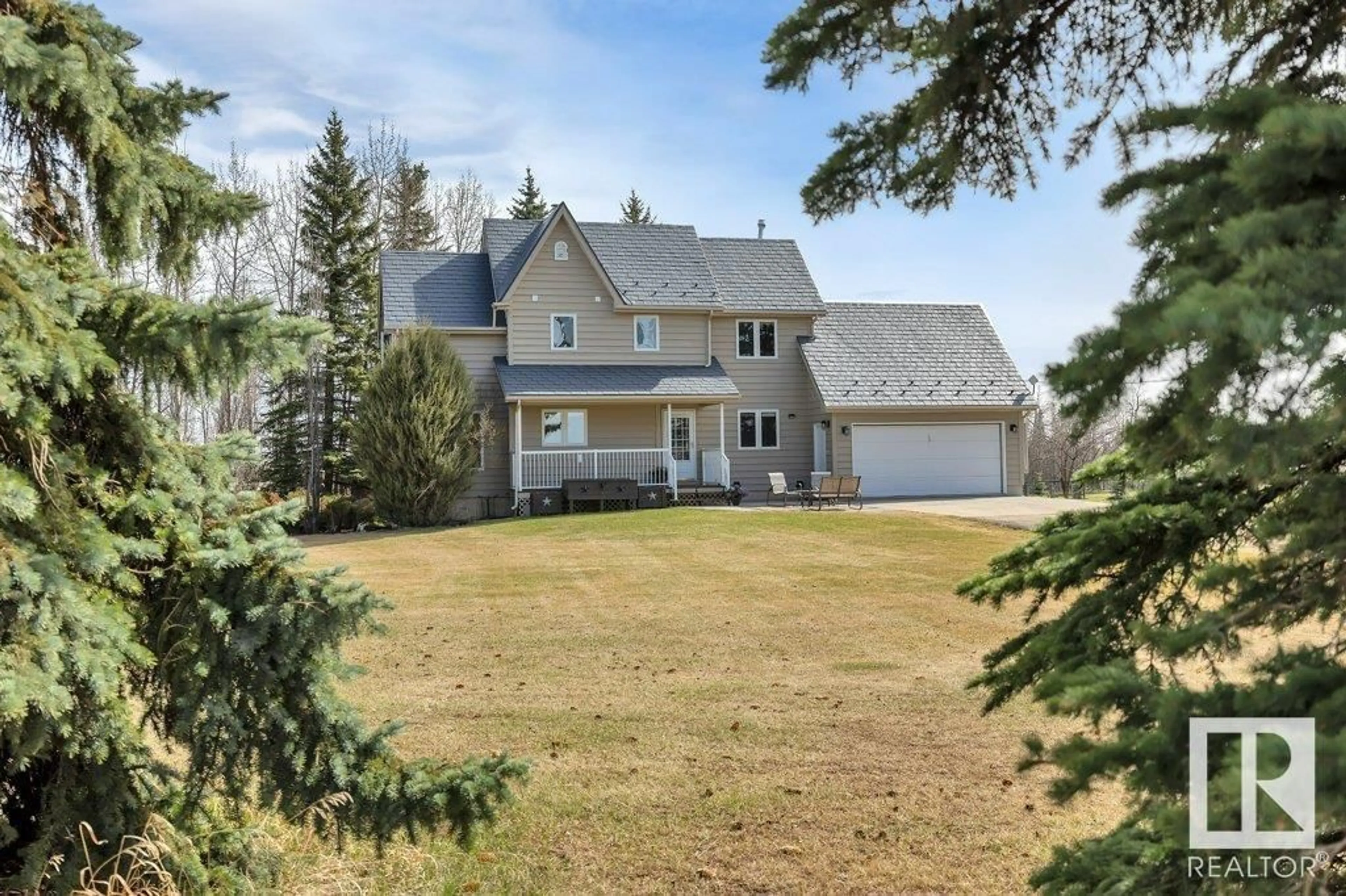 A pic from outside/outdoor area/front of a property/back of a property/a pic from drone, unknown for 464015 RANGE ROAD 234, Rural Wetaskiwin County Alberta T9A1X1