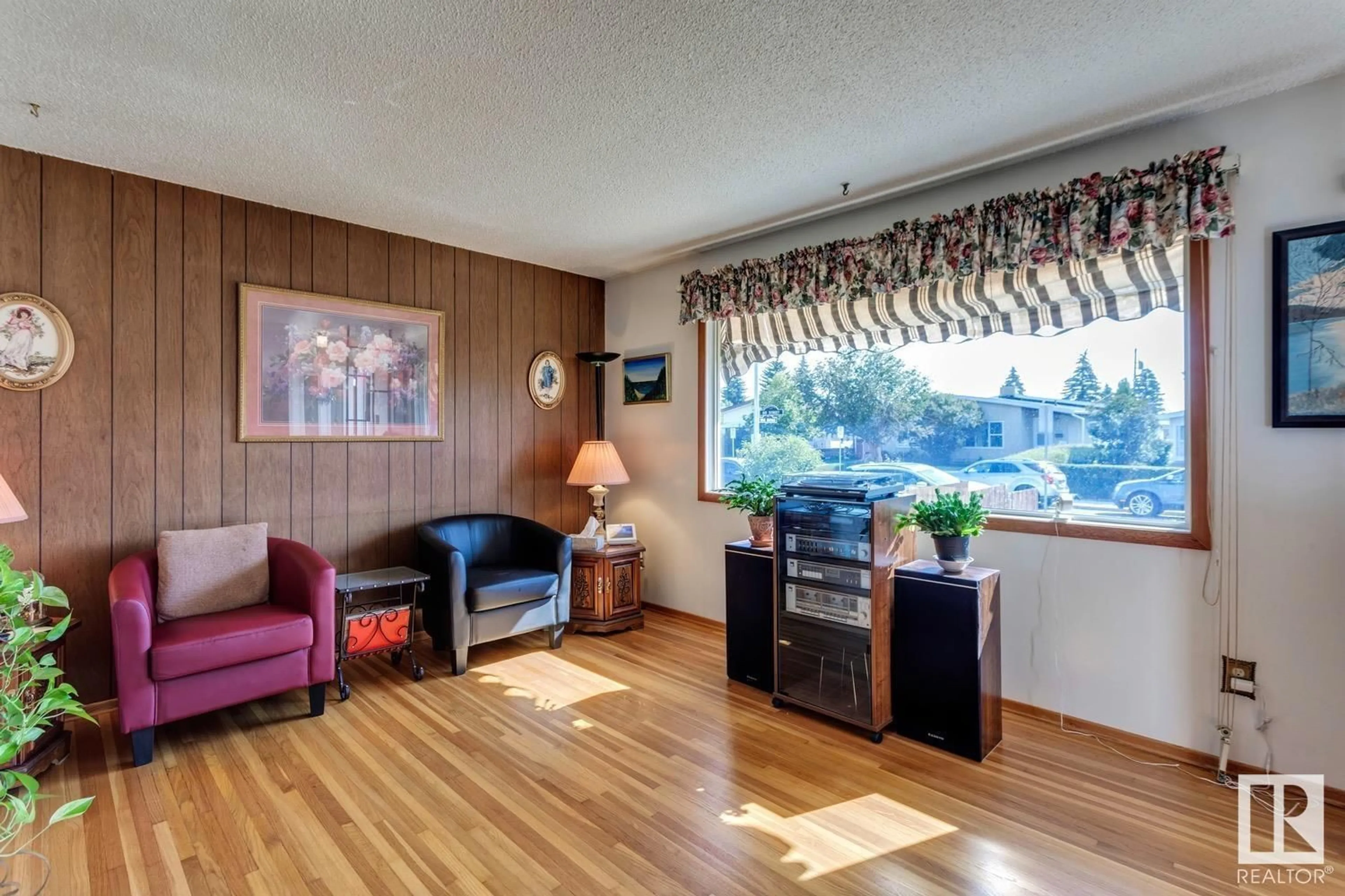 Unknown for 9014 60 ST NW, Edmonton Alberta T6B1M8