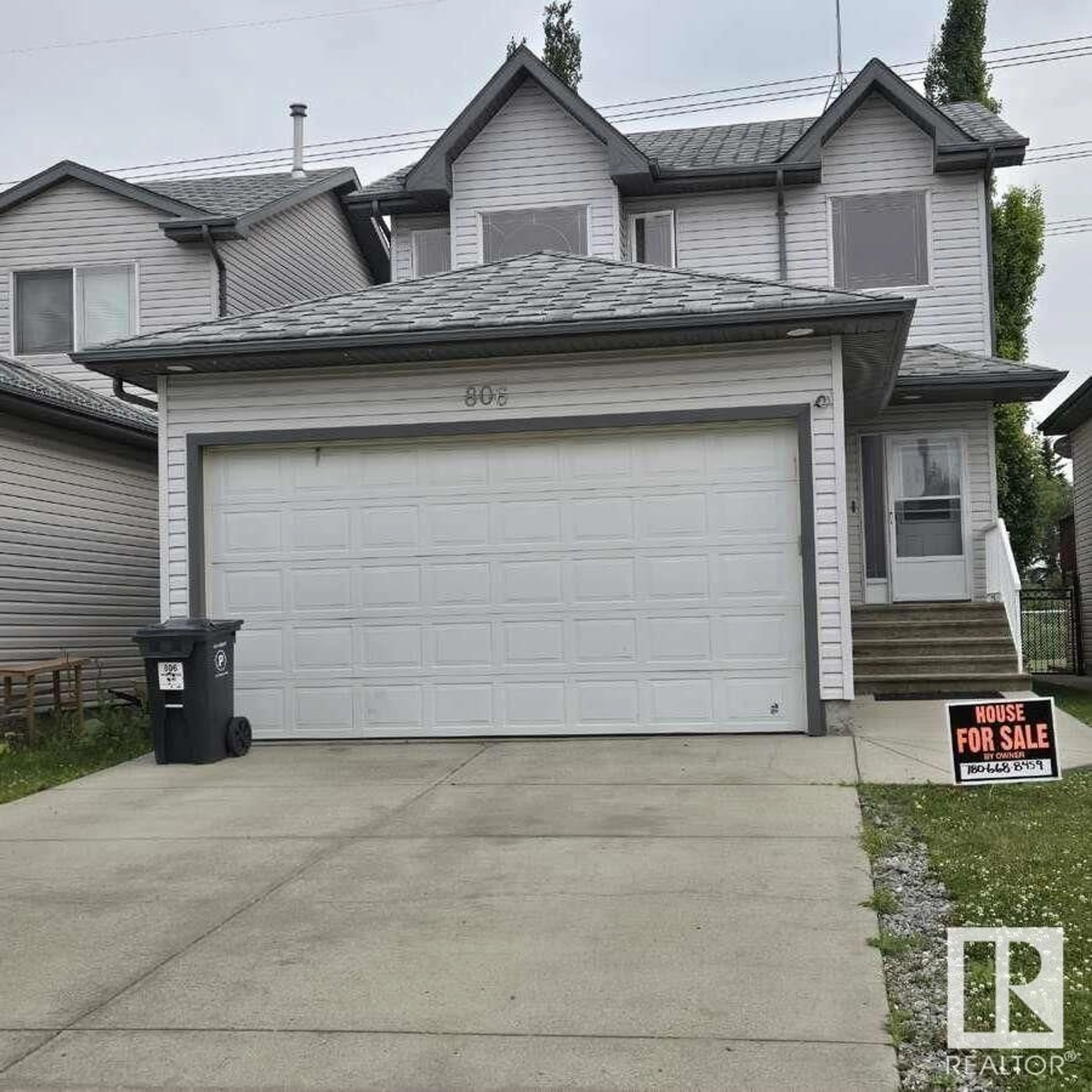 Home with vinyl exterior material, street for 806 HIGHWOOD BV, Devon Alberta T9G2G6