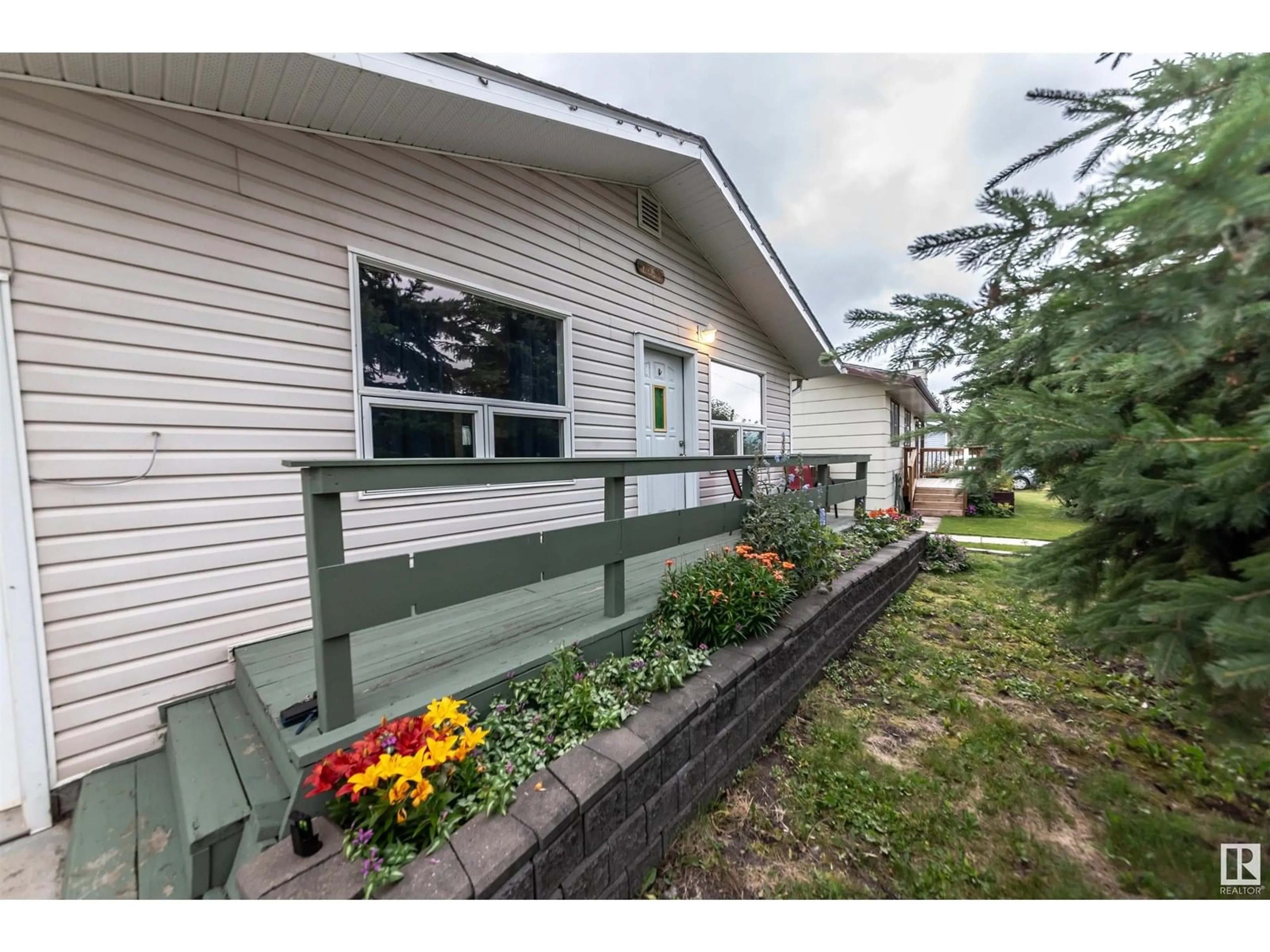 Unknown for 4728 48 ST, Rural Lac Ste. Anne County Alberta T0E0A0