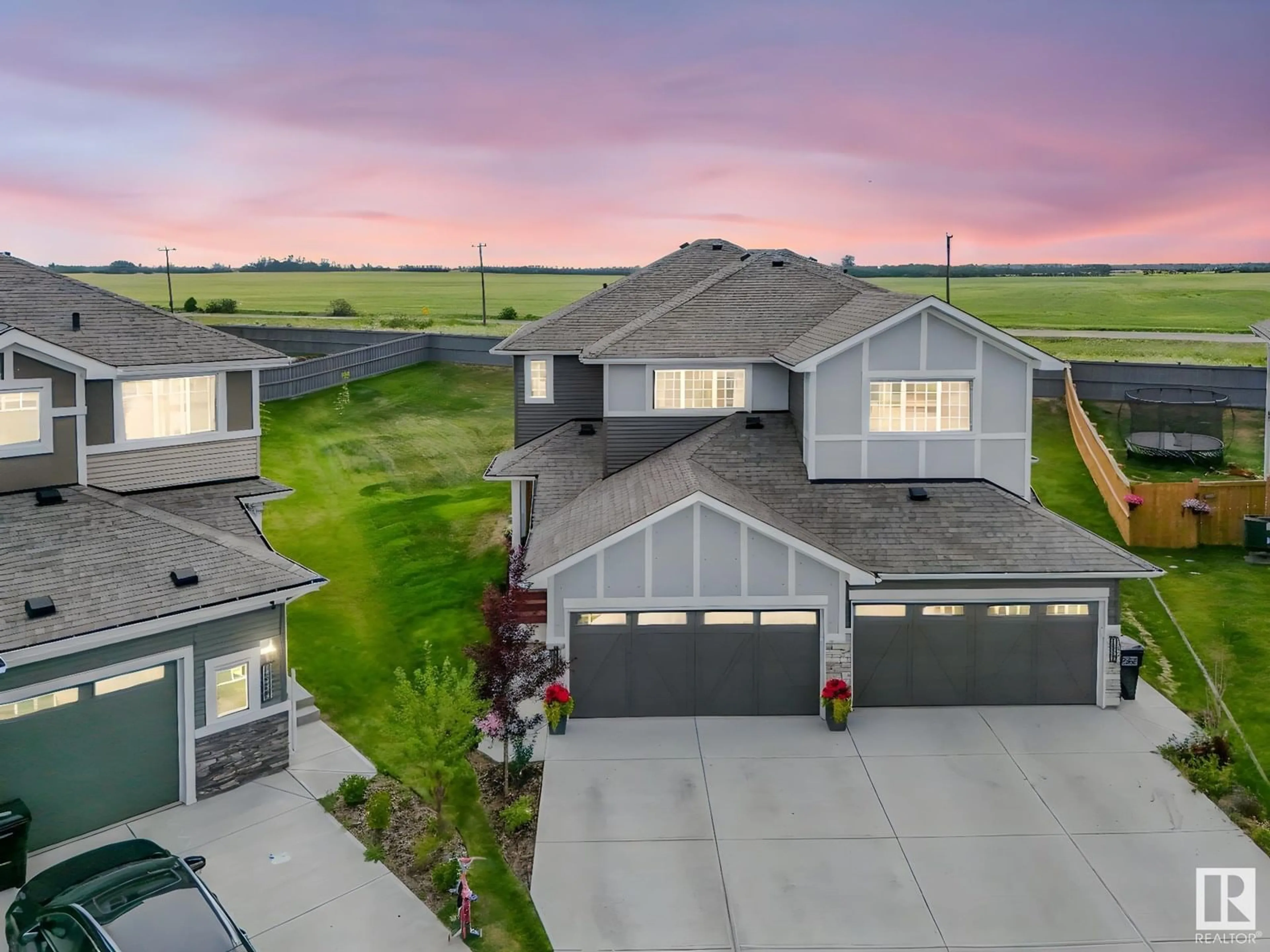 A pic from outside/outdoor area/front of a property/back of a property/a pic from drone, unknown for SW - 3126 169 ST, Edmonton Alberta T6W5A4