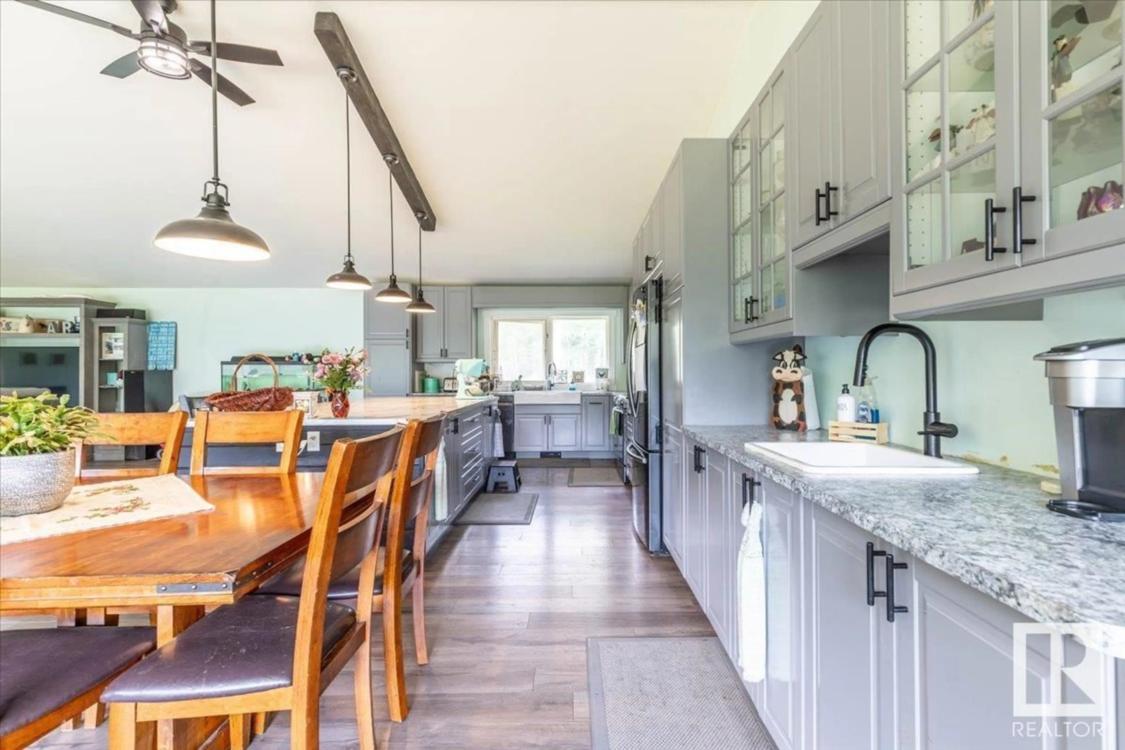 Open concept kitchen, unknown for 49464 RGE RD 200, Rural Camrose County Alberta T0B2M1
