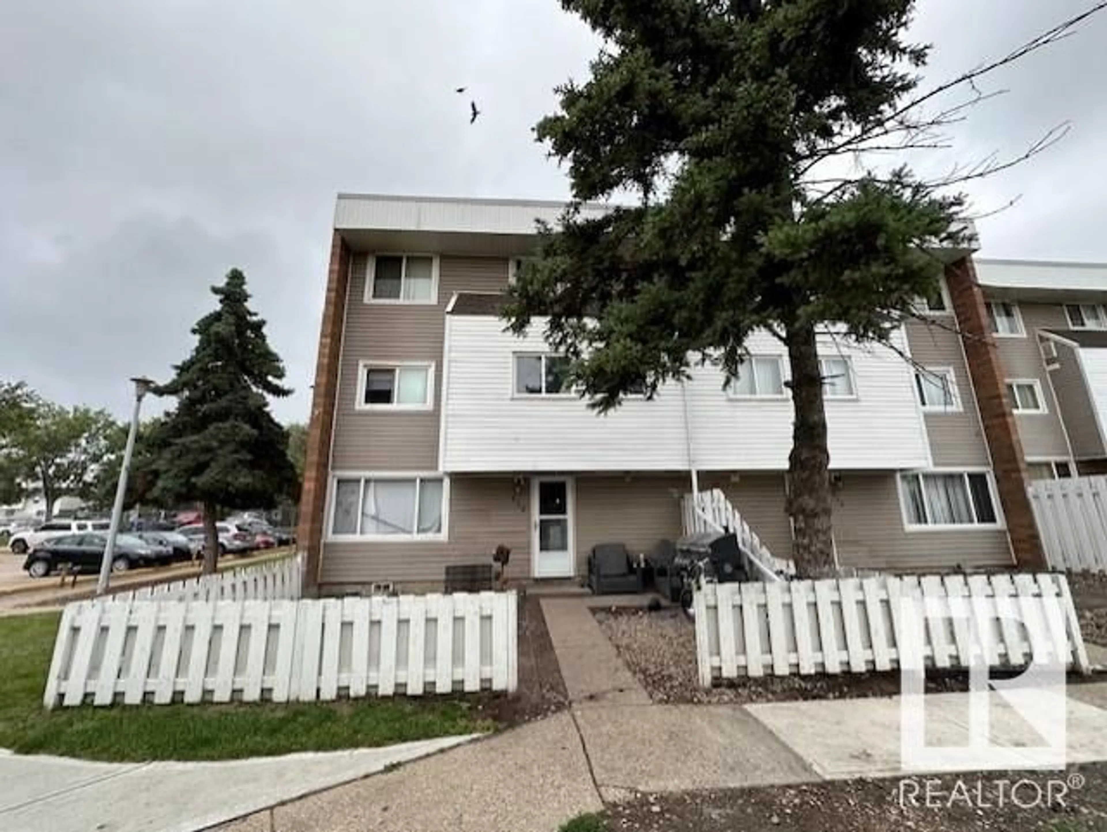 Unknown for 512 - 2908 116A AV, Edmonton Alberta T5W4R7