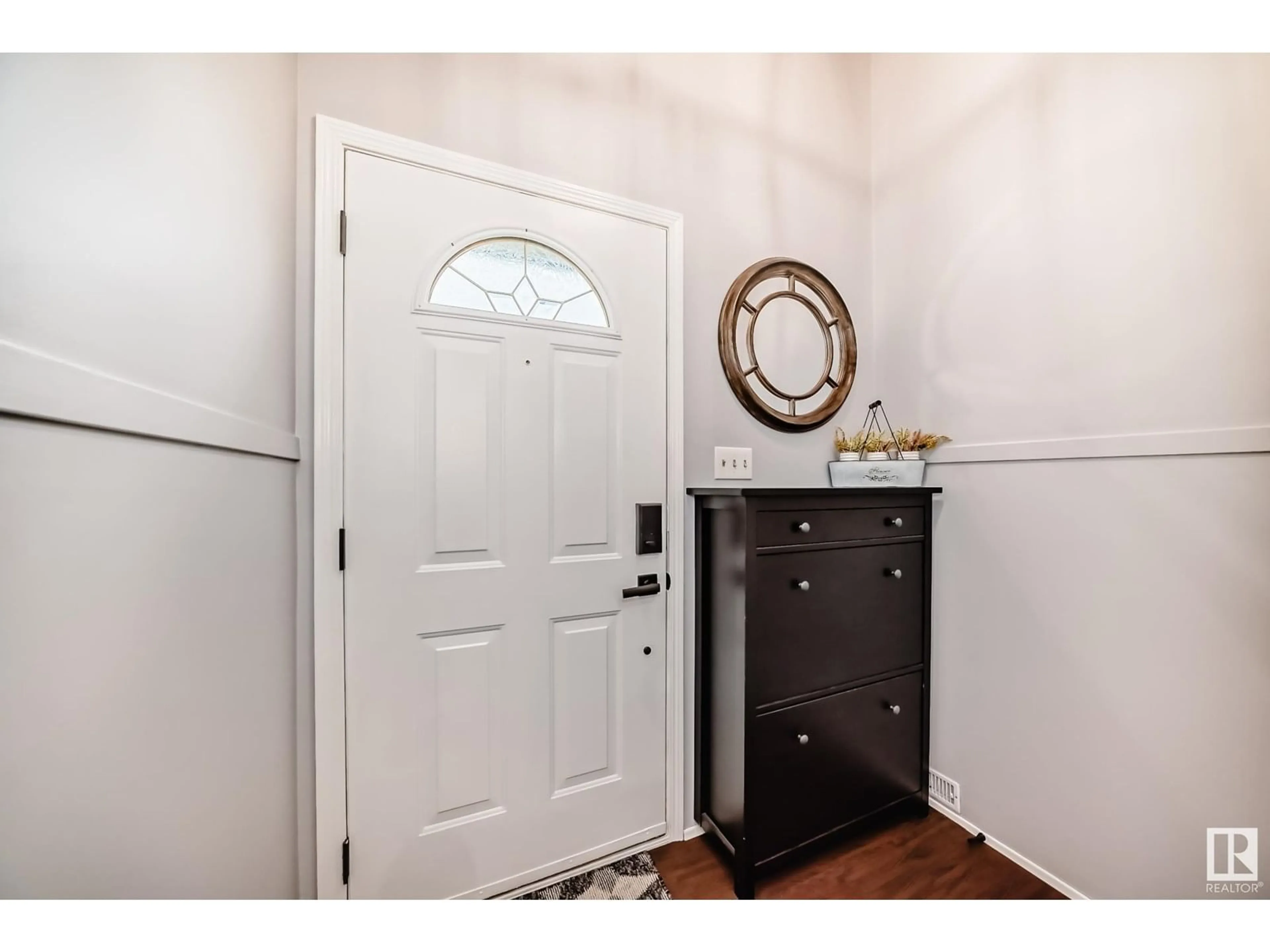 Indoor entryway for NW - 14536 31A ST, Edmonton Alberta T5Y2H7