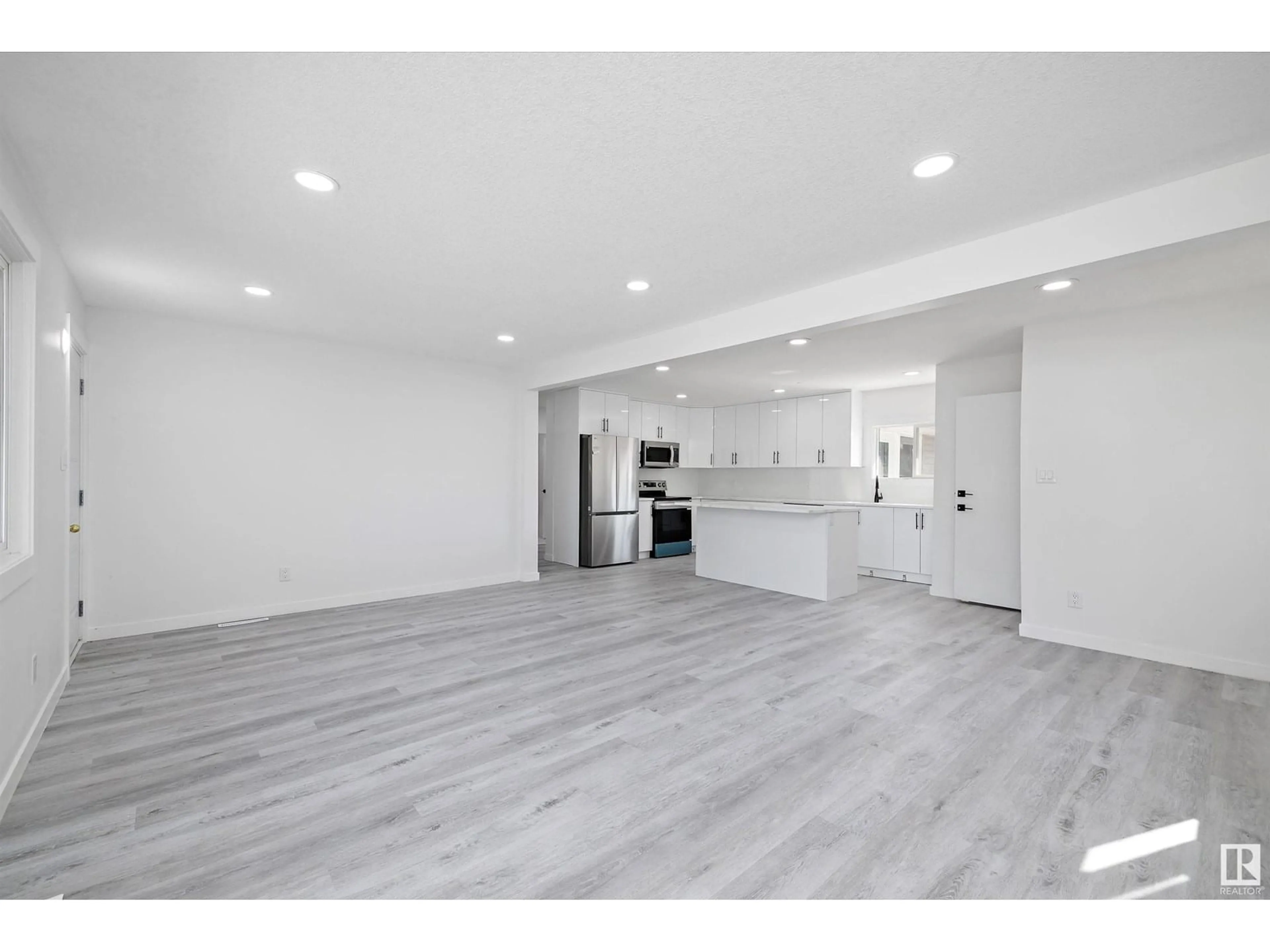 Open concept kitchen, unknown for 13603 137 ST, Edmonton Alberta T5L2B2