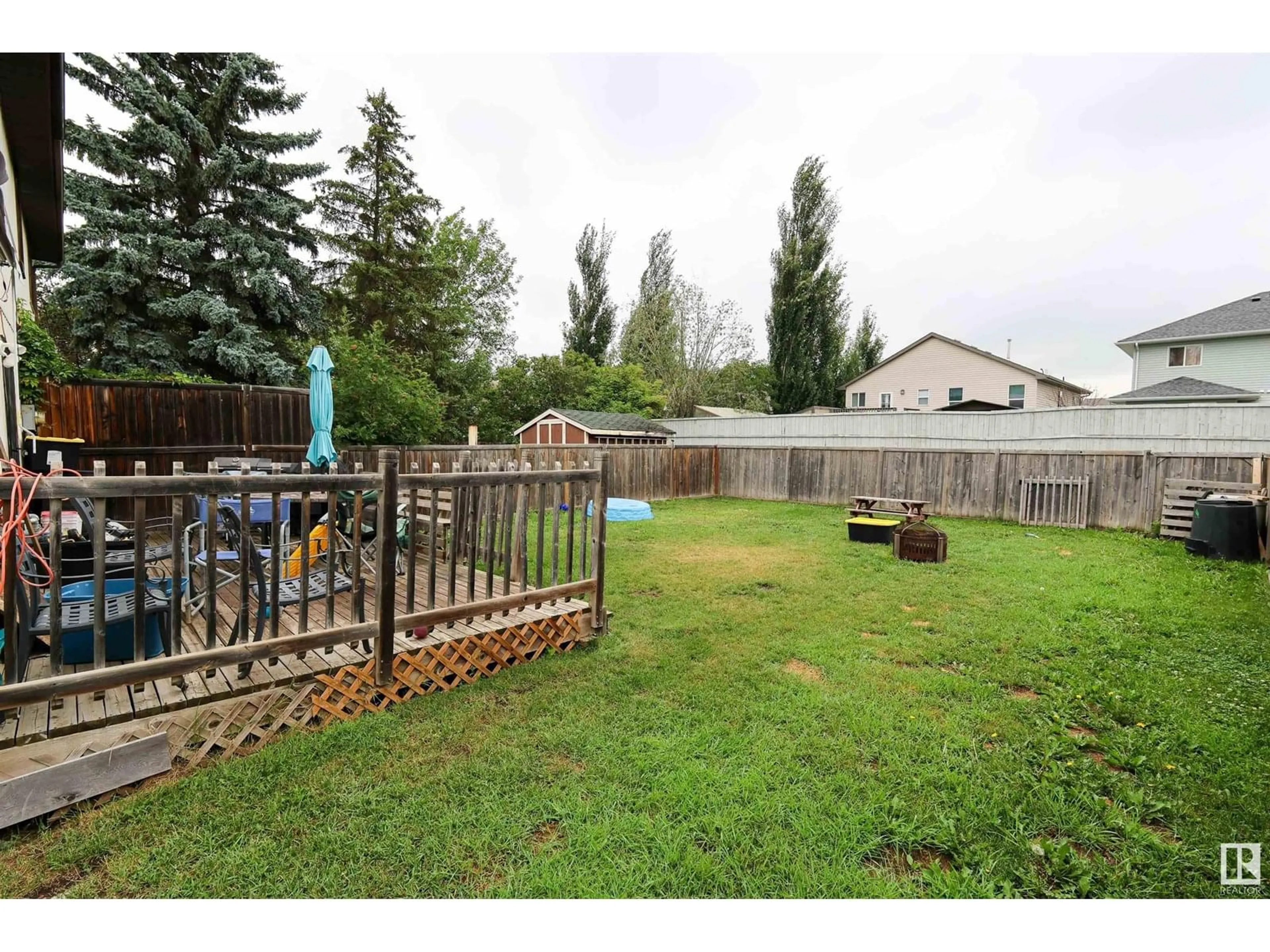 Patio, mountain view for 8917 99 AV, Morinville Alberta T8R1K5