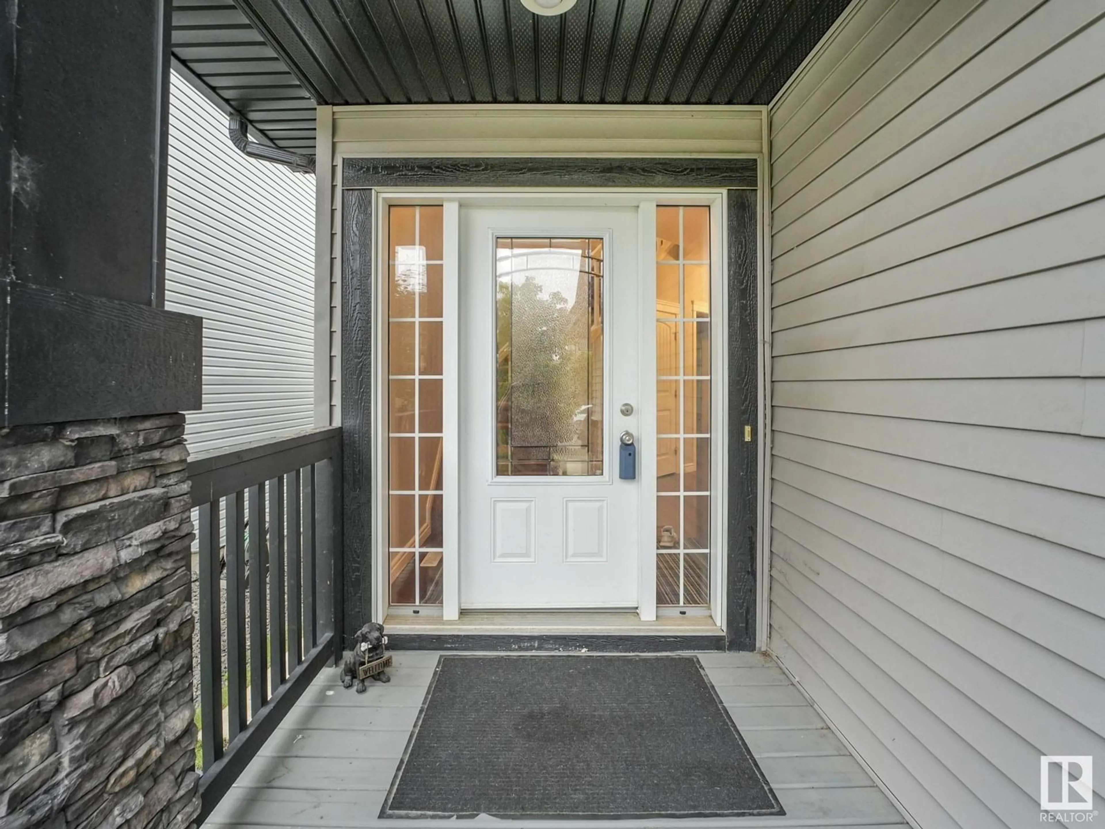 Indoor entryway for NW - 1703 33B ST, Edmonton Alberta T6T0P2