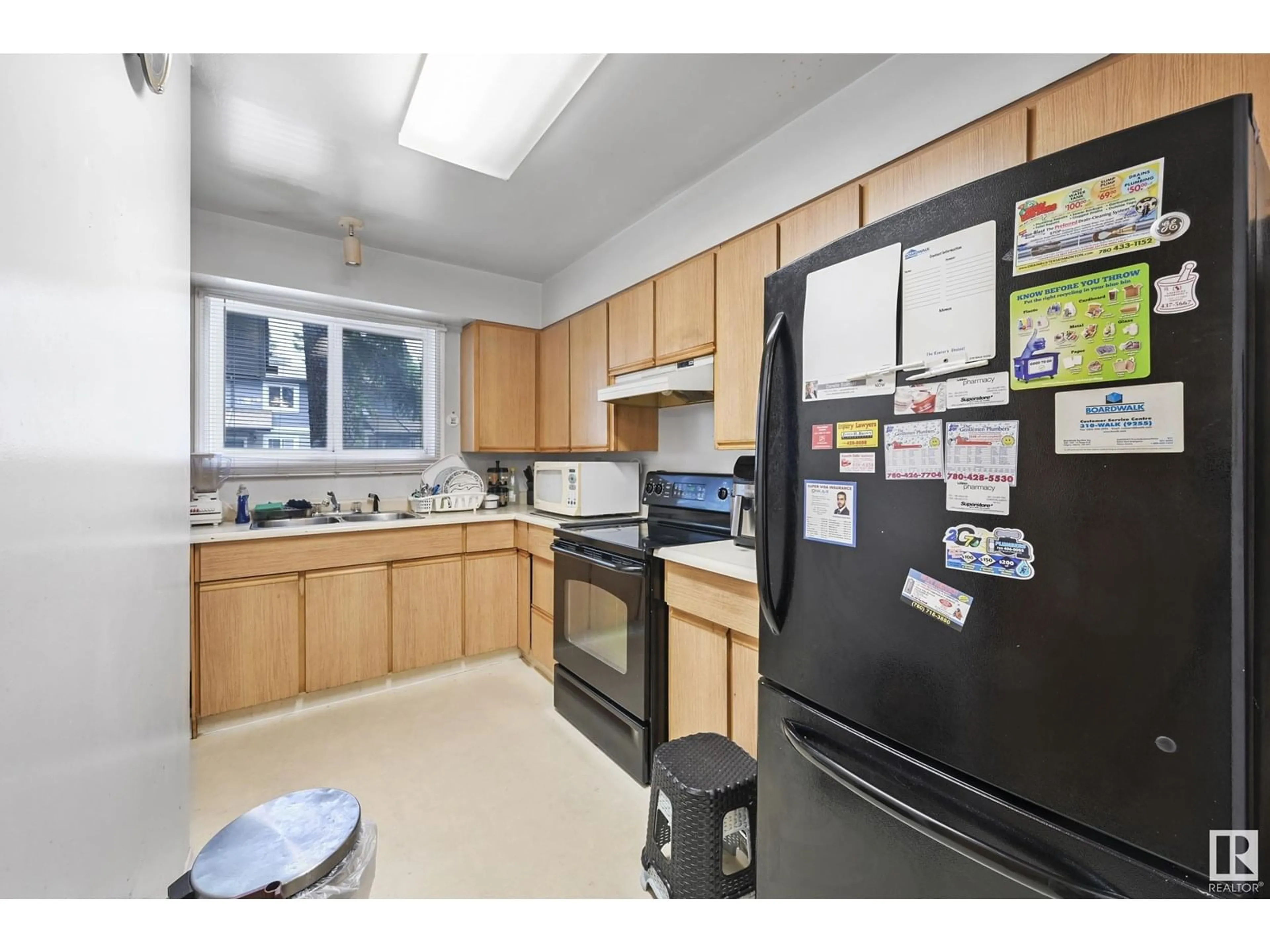 Standard kitchen, unknown for #4 - 7604 29 AV, Edmonton Alberta T6K3Z2