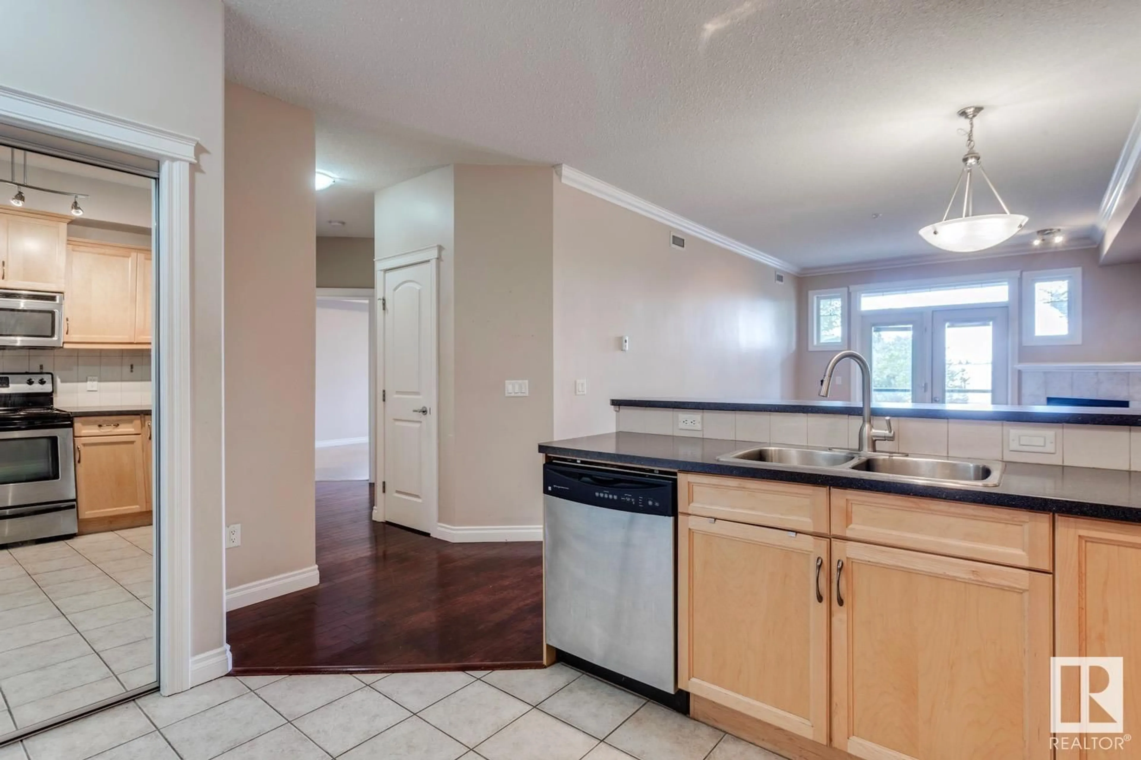 Standard kitchen, unknown for #212 - 12408 15 AV, Edmonton Alberta T6W1X2