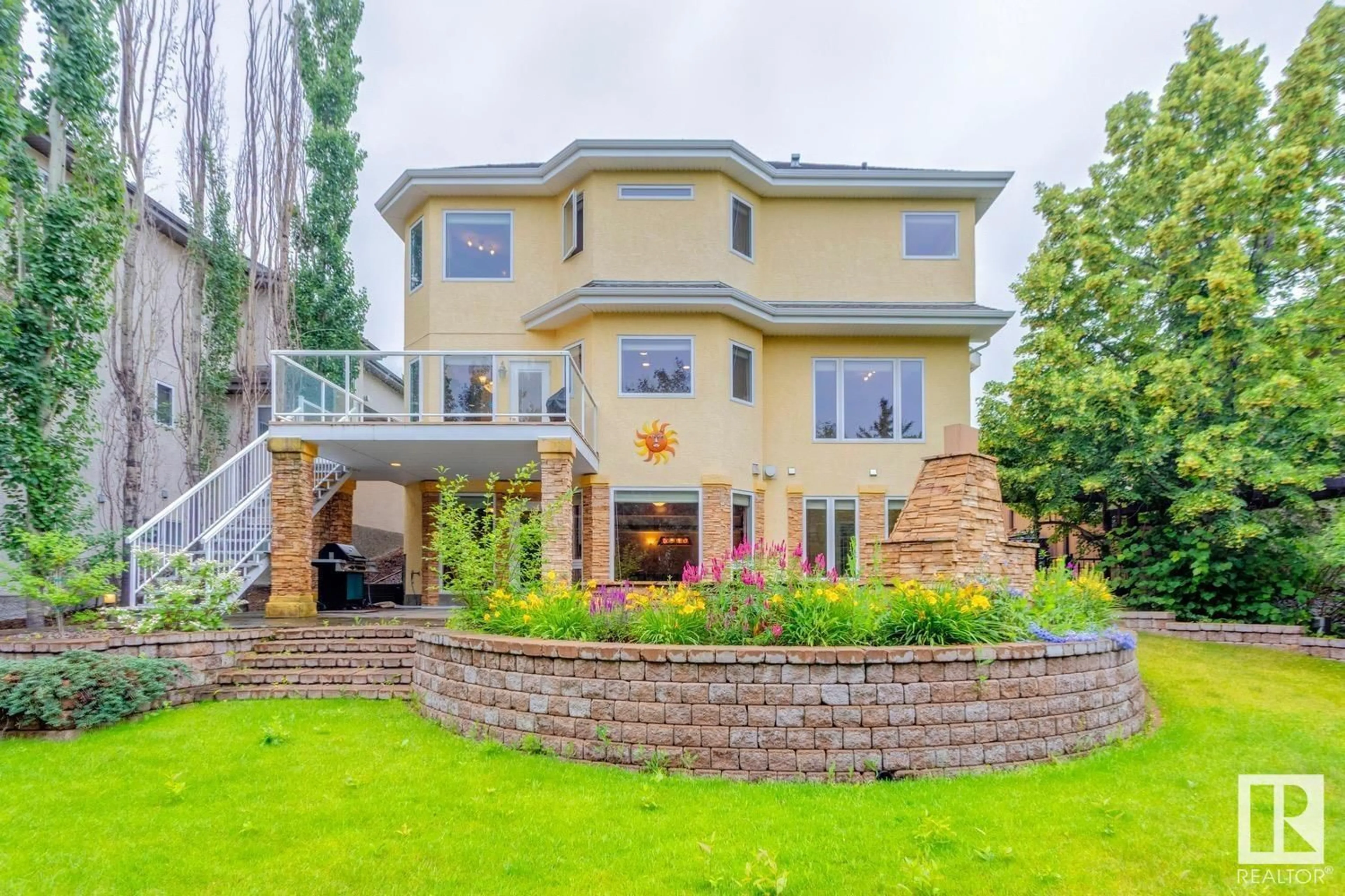 Home with brick exterior material, building for 957 HOLLINGSWORTH BN, Edmonton Alberta T6R3G8