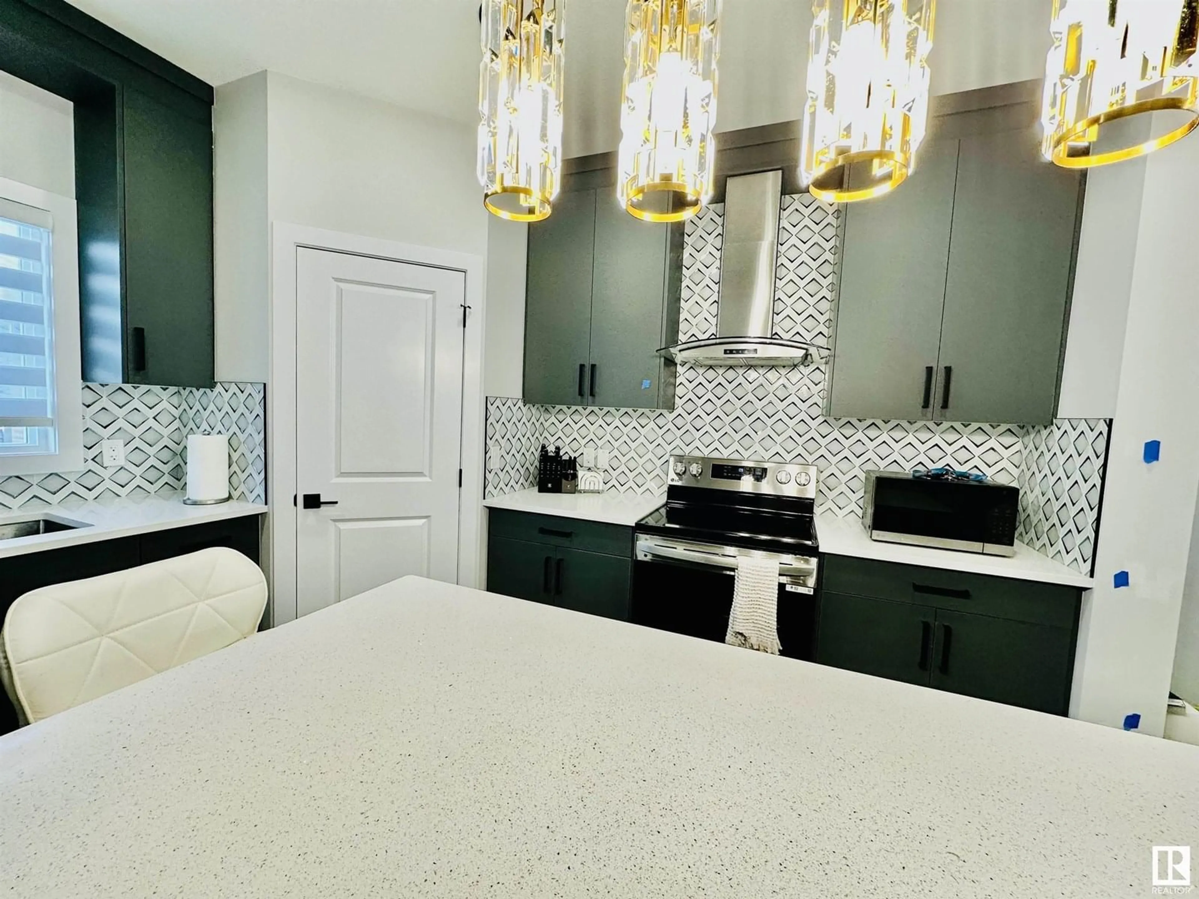 Contemporary kitchen, ceramic/tile floor for 450 CRYSTAL CREEK LINK, Leduc Alberta T9E1N3