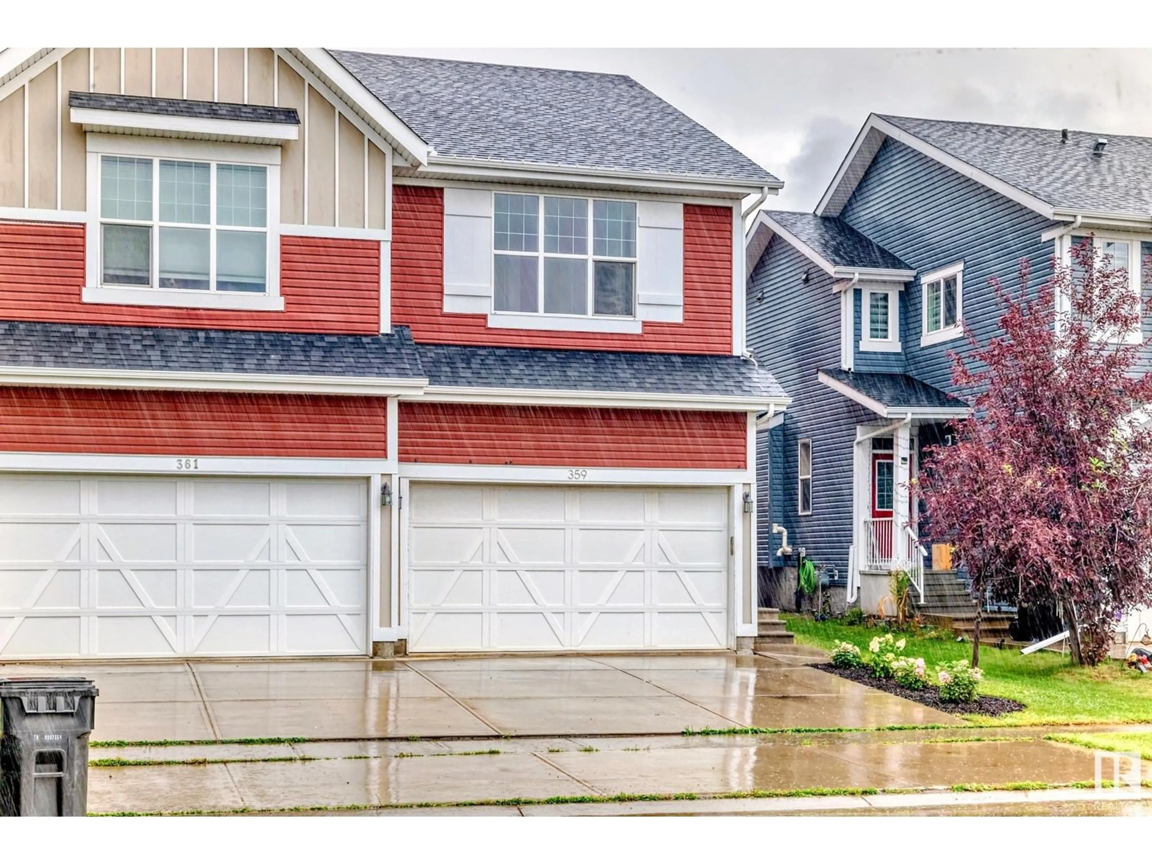 Home with vinyl exterior material, street for 359 SIMMONDS WY, Leduc Alberta T9E0T9