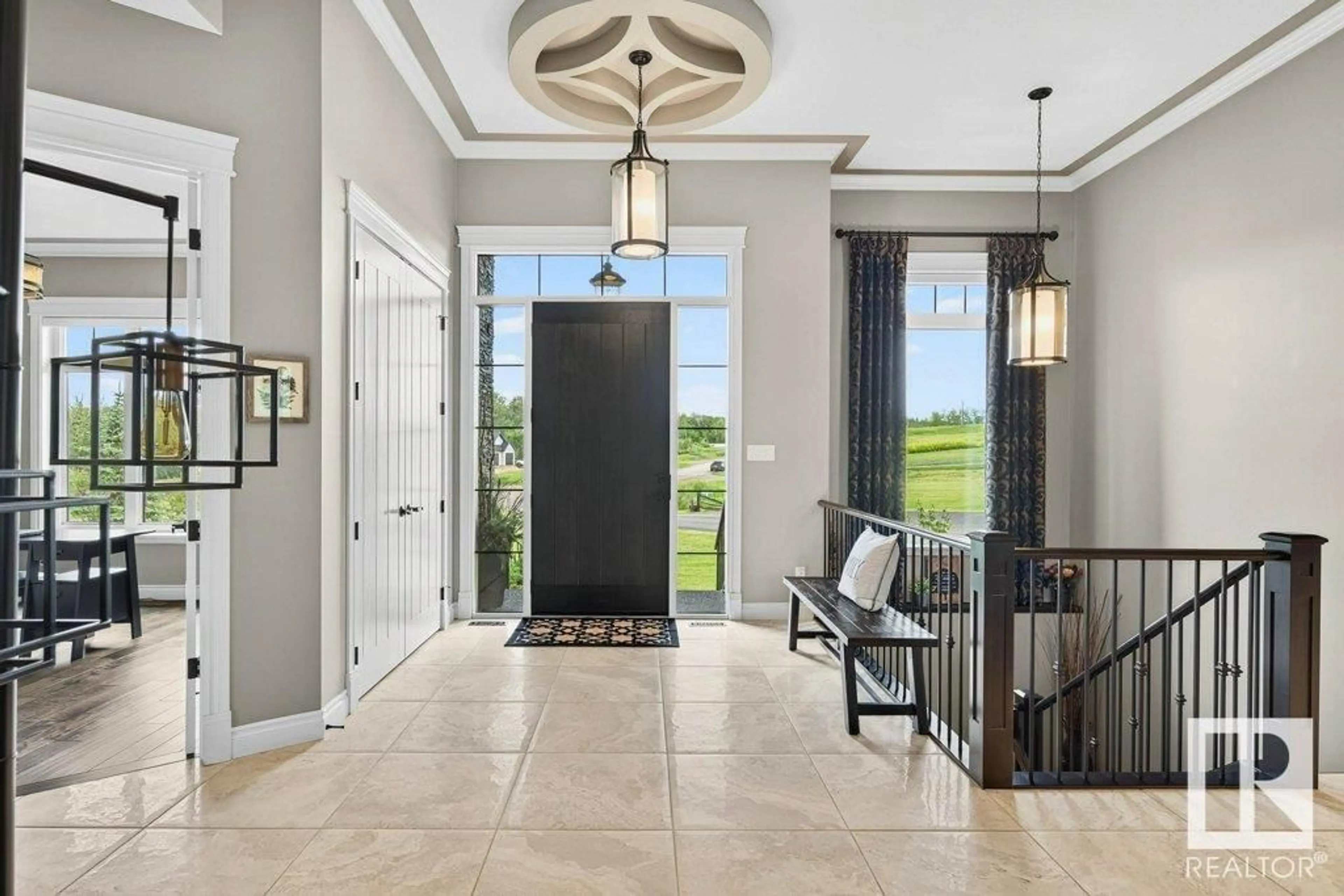 Indoor entryway for 36 - 53413 RR 274, Rural Parkland County Alberta T7X3R9