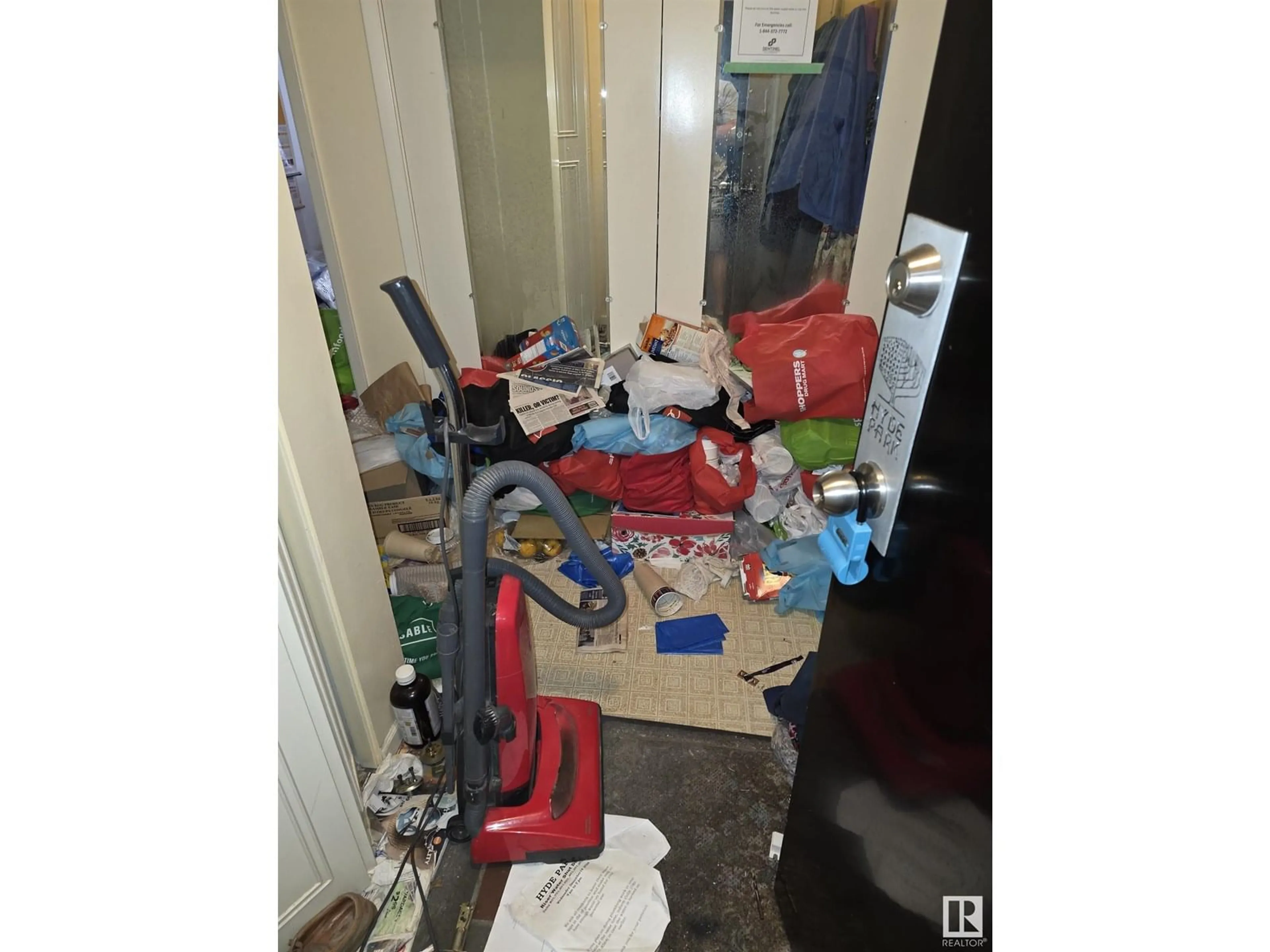 A pic of a room for #301 - 10160 115 ST NW, Edmonton Alberta T5K1T6