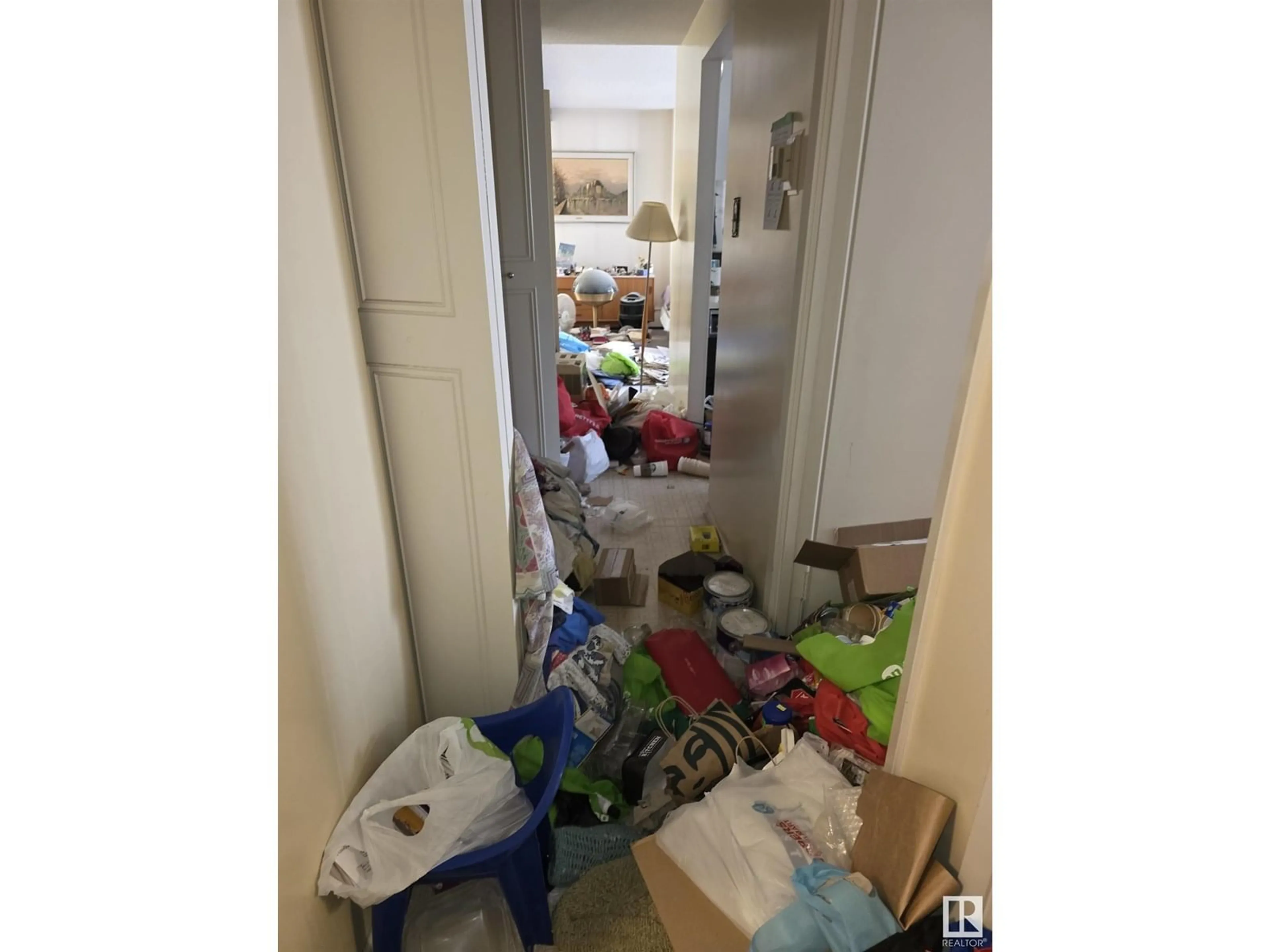 A pic of a room for #301 - 10160 115 ST NW, Edmonton Alberta T5K1T6