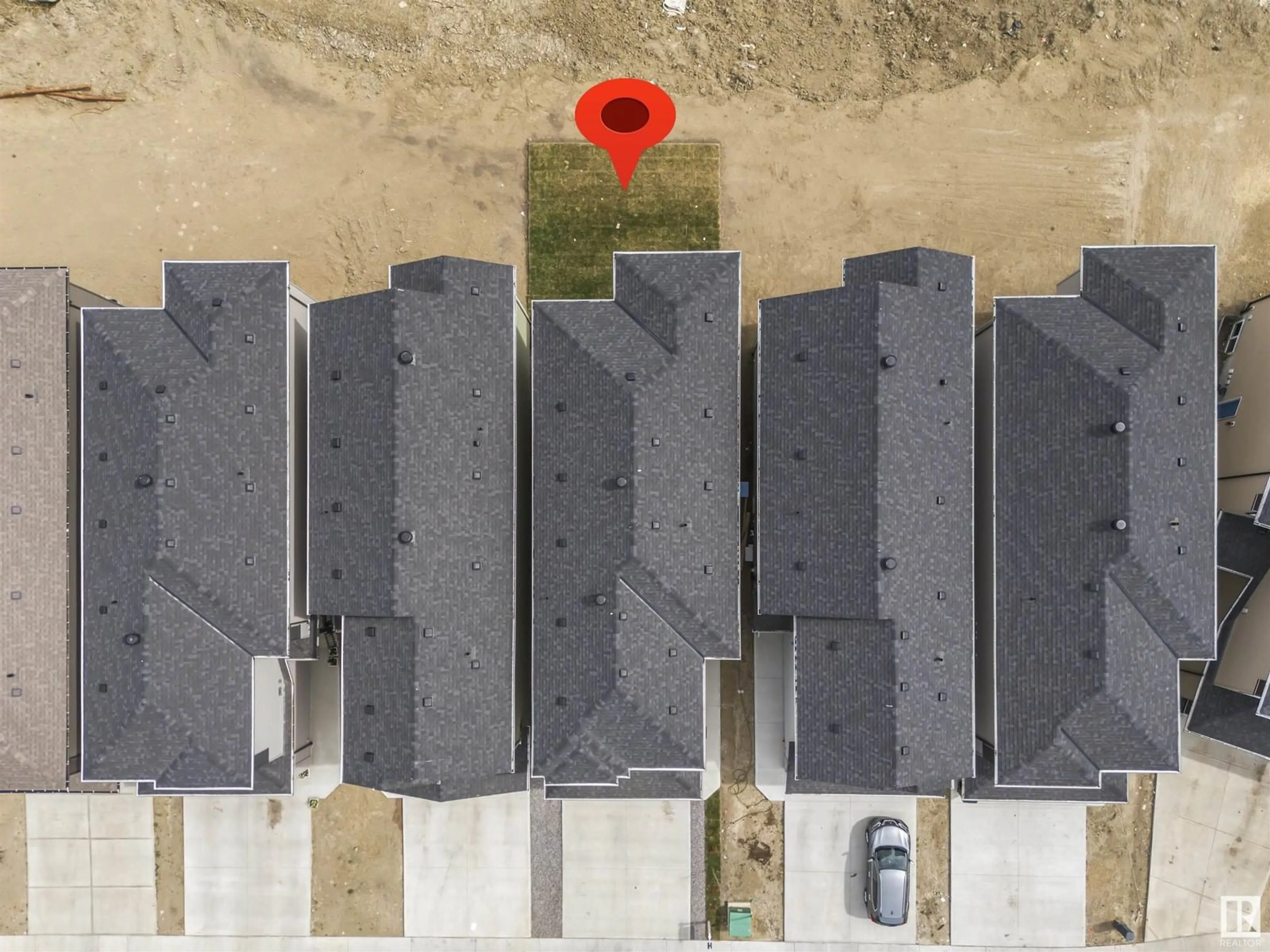 A pic from outside/outdoor area/front of a property/back of a property/a pic from drone, street for 16819 47 ST, Edmonton Alberta T5Y6M1