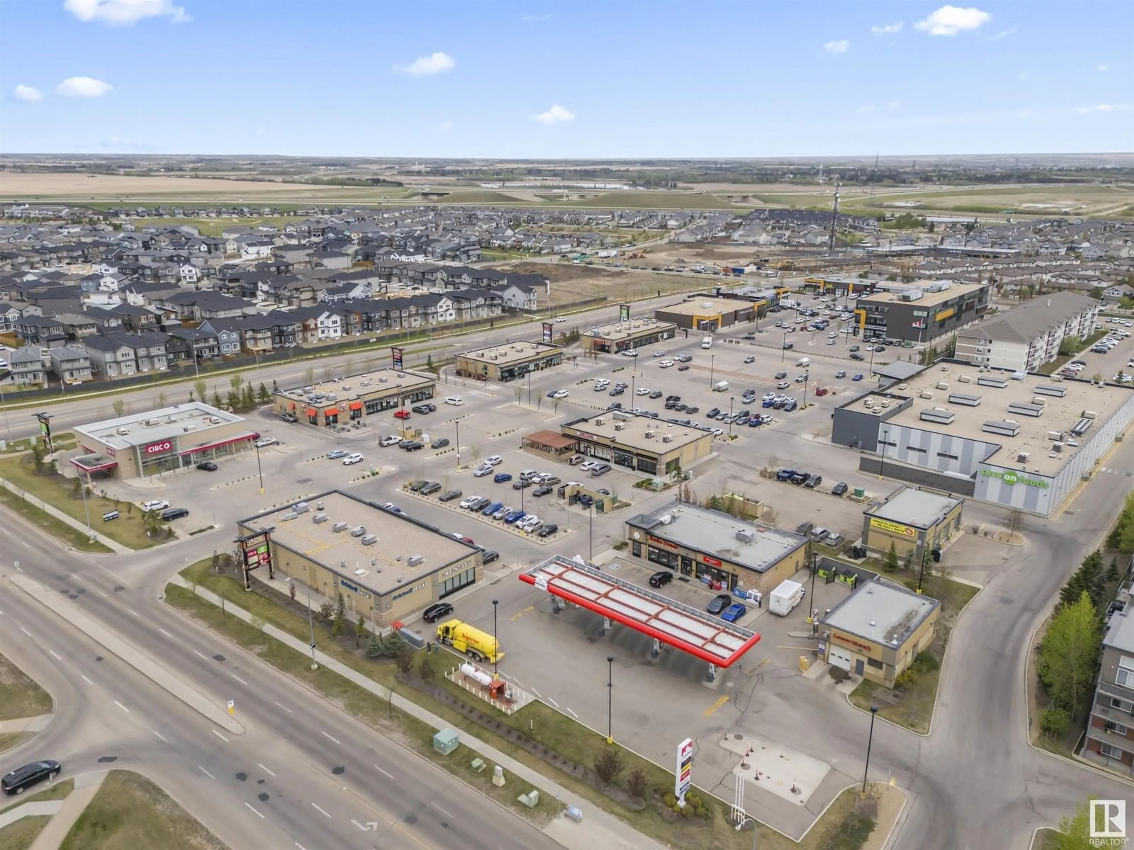 A pic from outside/outdoor area/front of a property/back of a property/a pic from drone, street for 16819 47 ST, Edmonton Alberta T5Y6M1