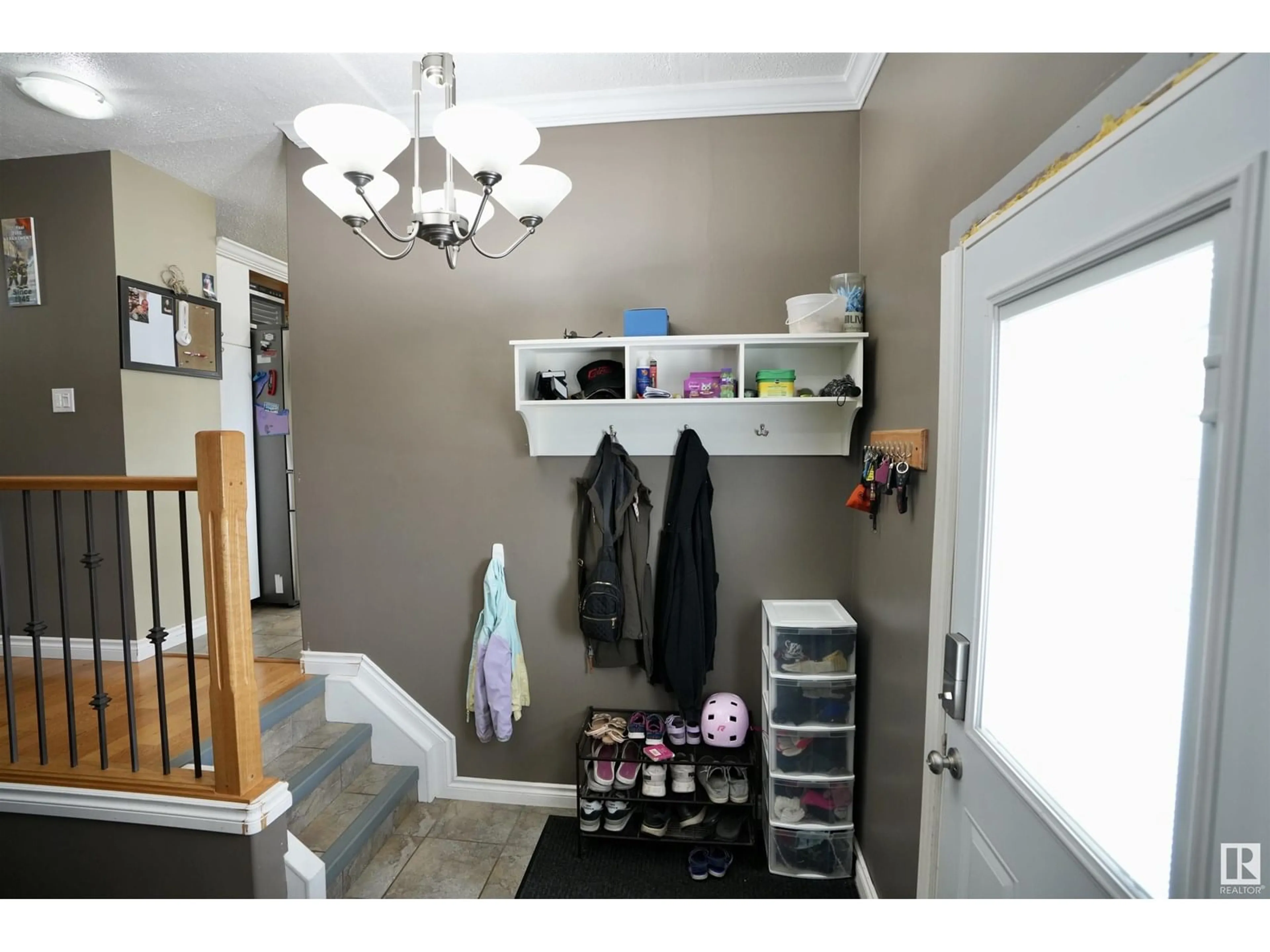 Indoor entryway for 5533 50 ST, St. Paul Town Alberta T0A3A1