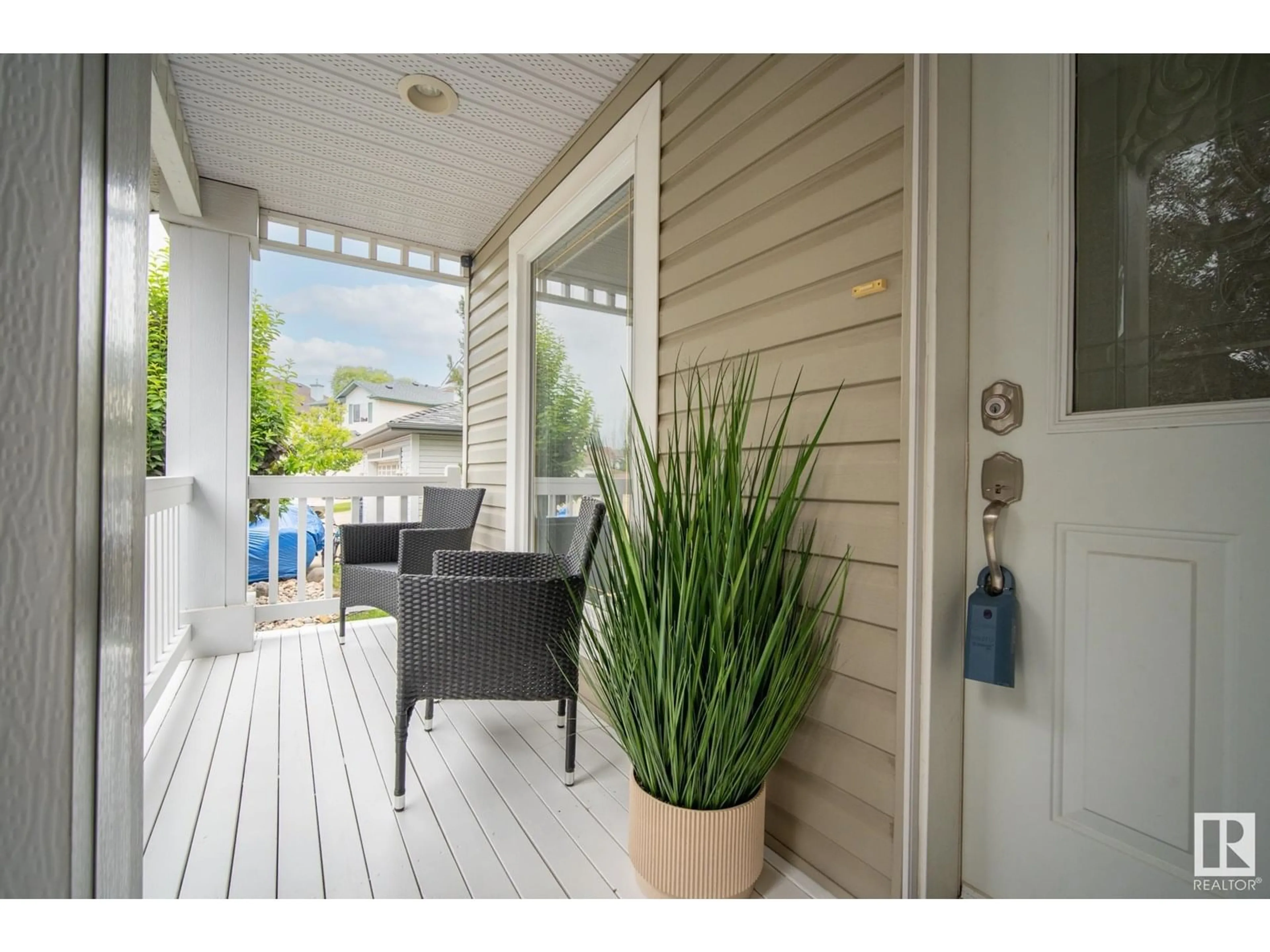 Unknown for 704 FORREST DR, Sherwood Park Alberta T8A6G9