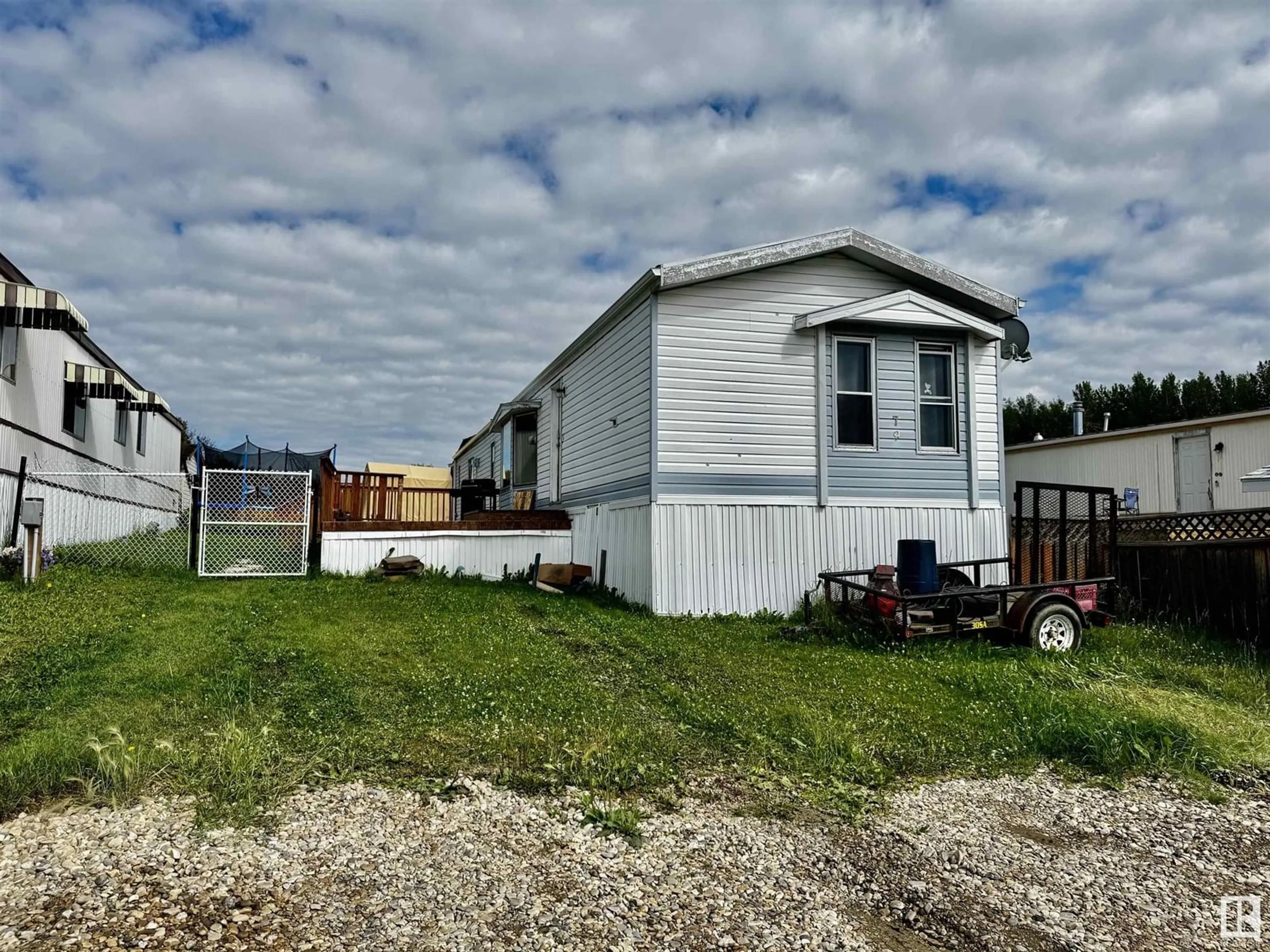 Shed for 79 - 2251 50 ST, Drayton Valley Alberta T7A1M9