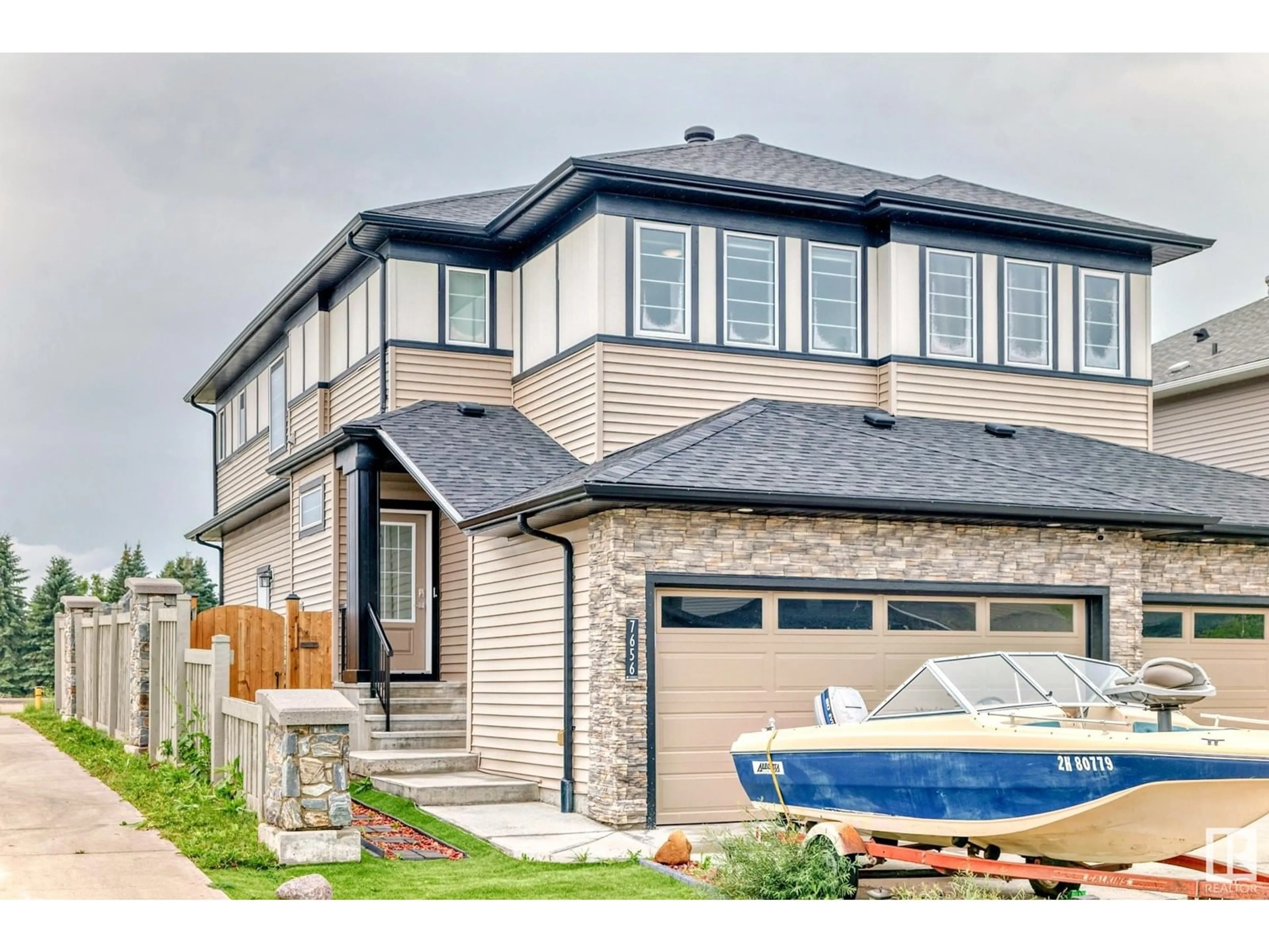 Home with brick exterior material, unknown for SW - 7656 CREIGHTON PL, Edmonton Alberta T6W3Z5