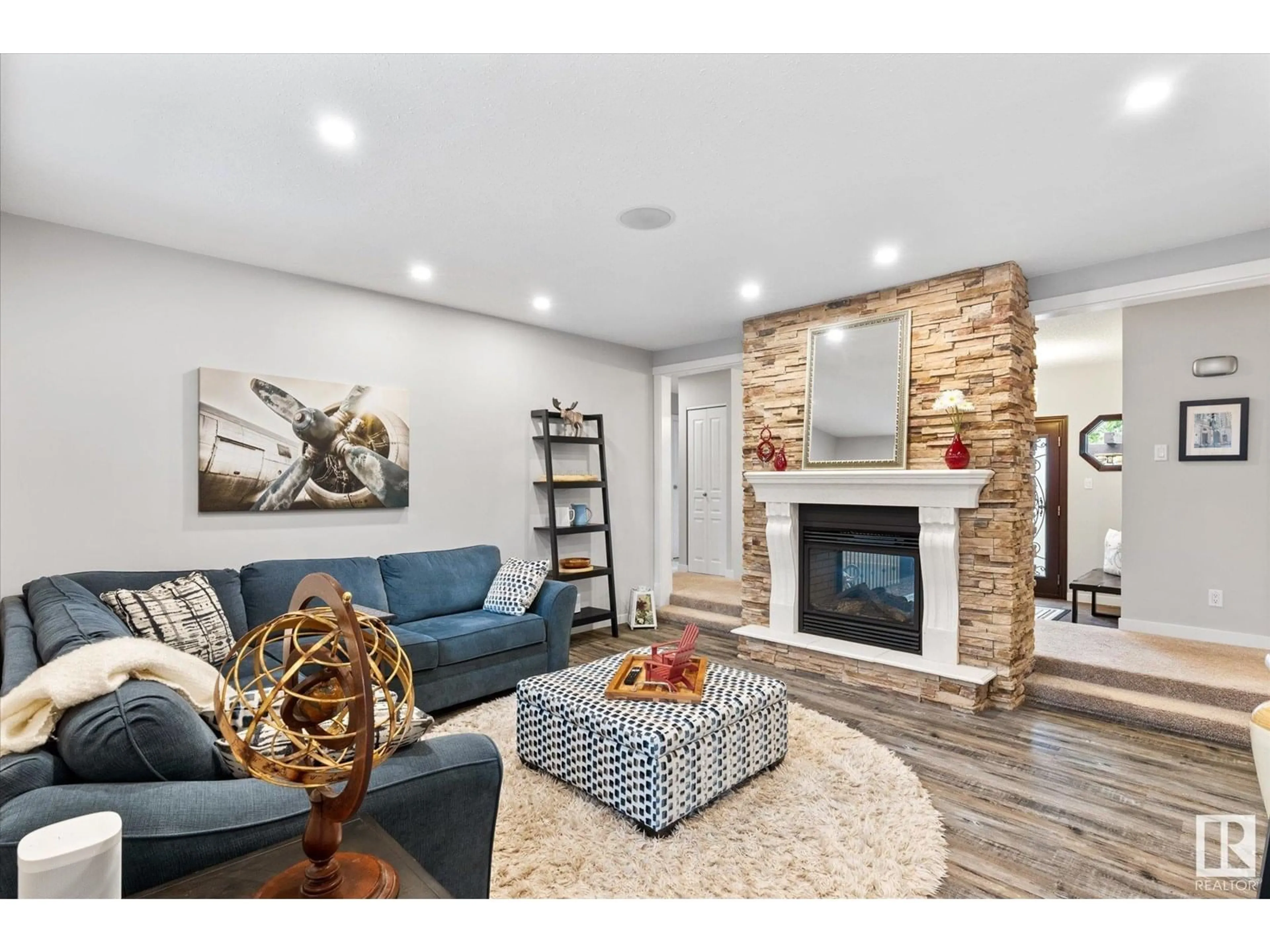 Living room with furniture, unknown for 1112 PARKER TC, Sherwood Park Alberta T8A3Y5