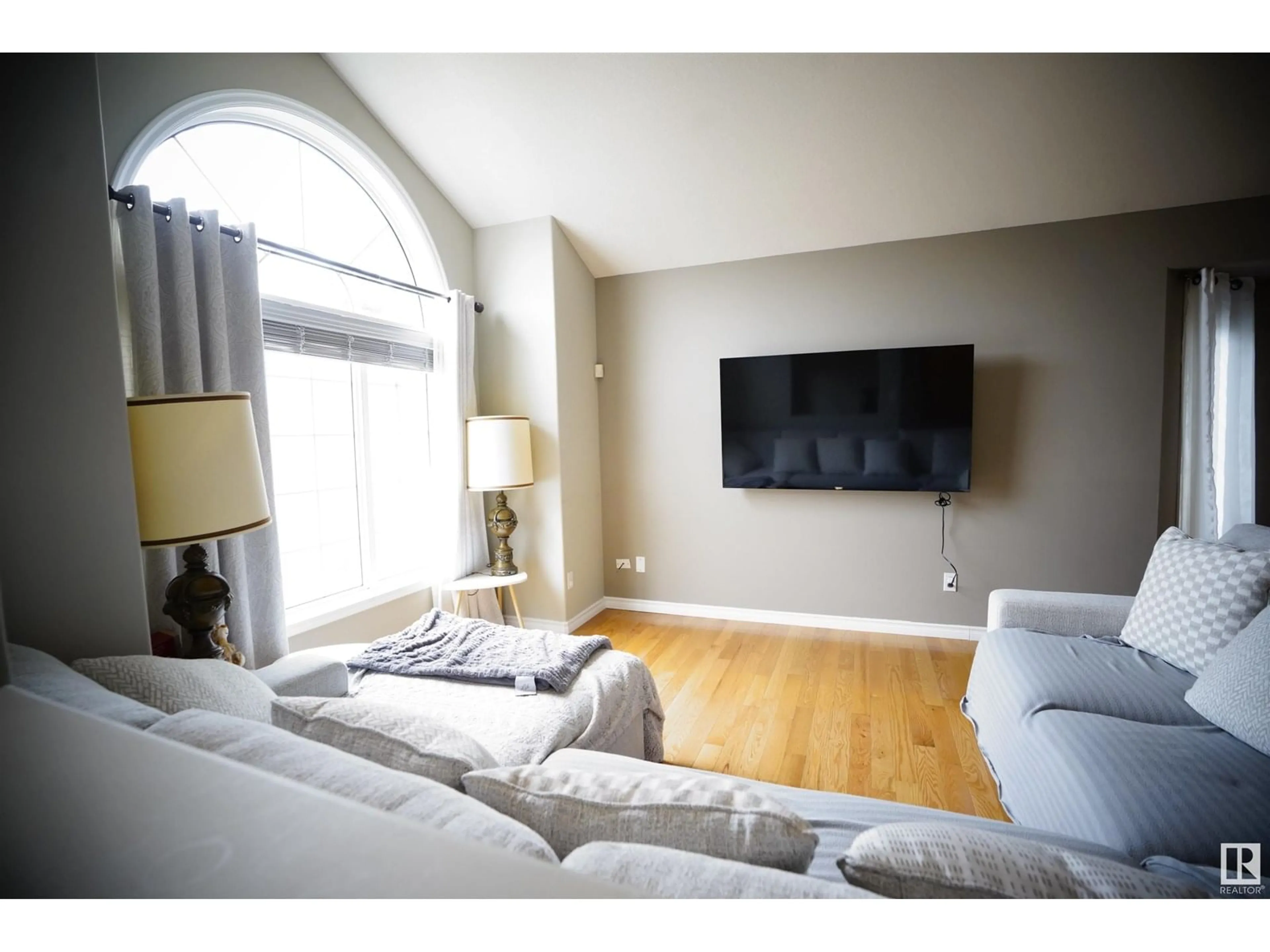 Living room with furniture, unknown for NW - 15716 68 ST, Edmonton Alberta T5Z3A4