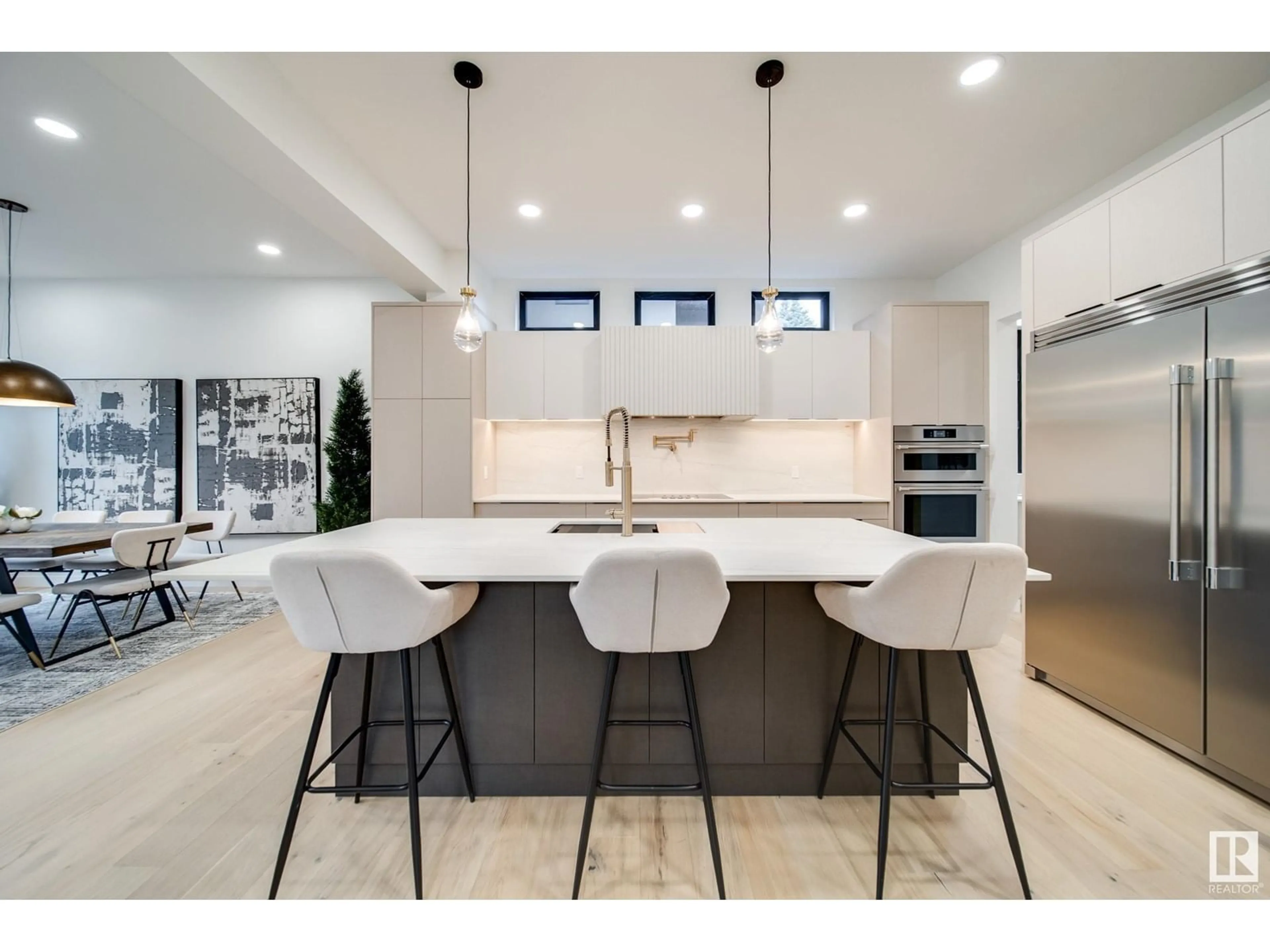 Open concept kitchen, ceramic/tile floor for 40A VALLEYVIEW CR, Edmonton Alberta T5R5S6