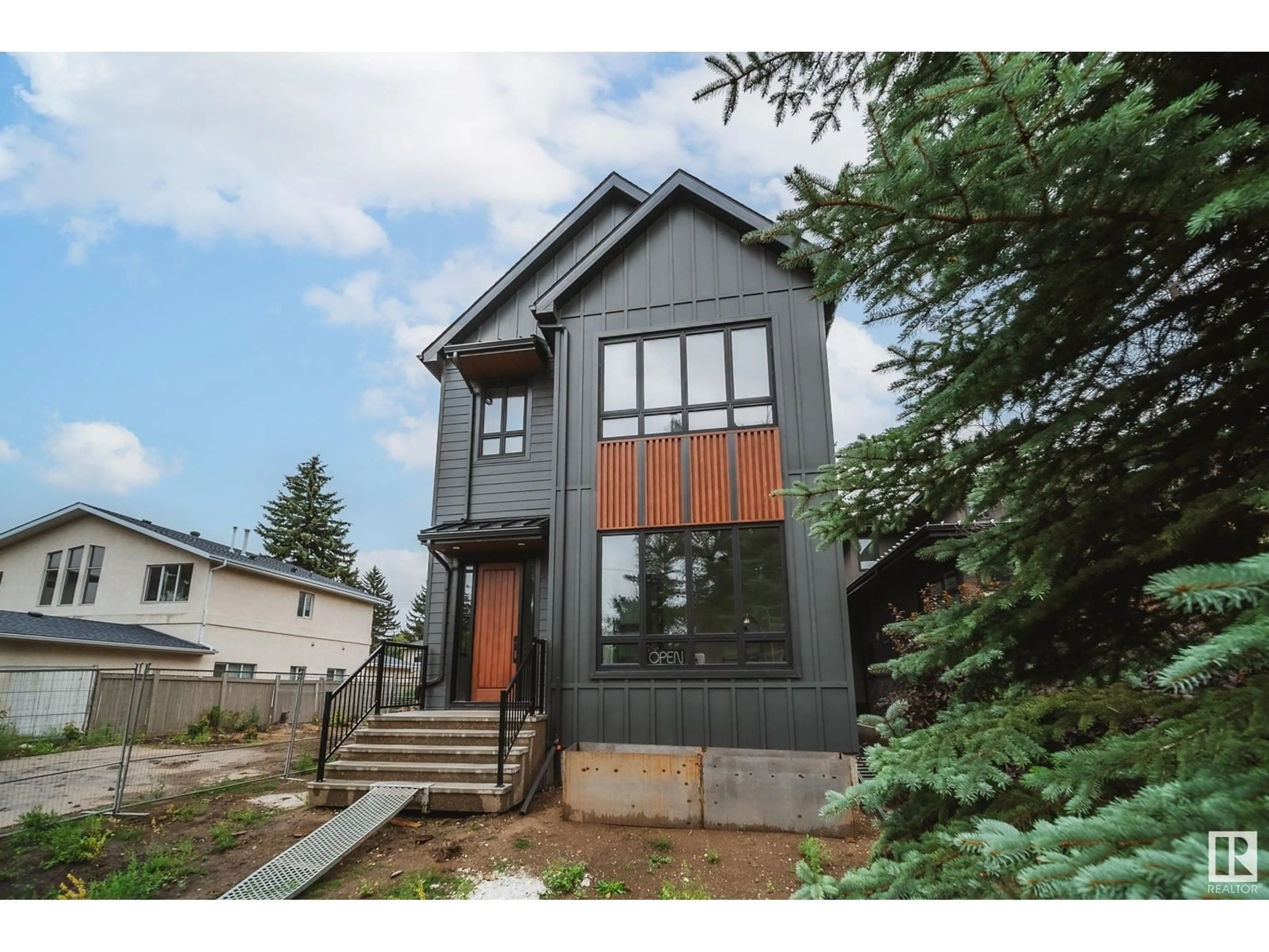 Unknown for 40A VALLEYVIEW CR, Edmonton Alberta T5R5S6