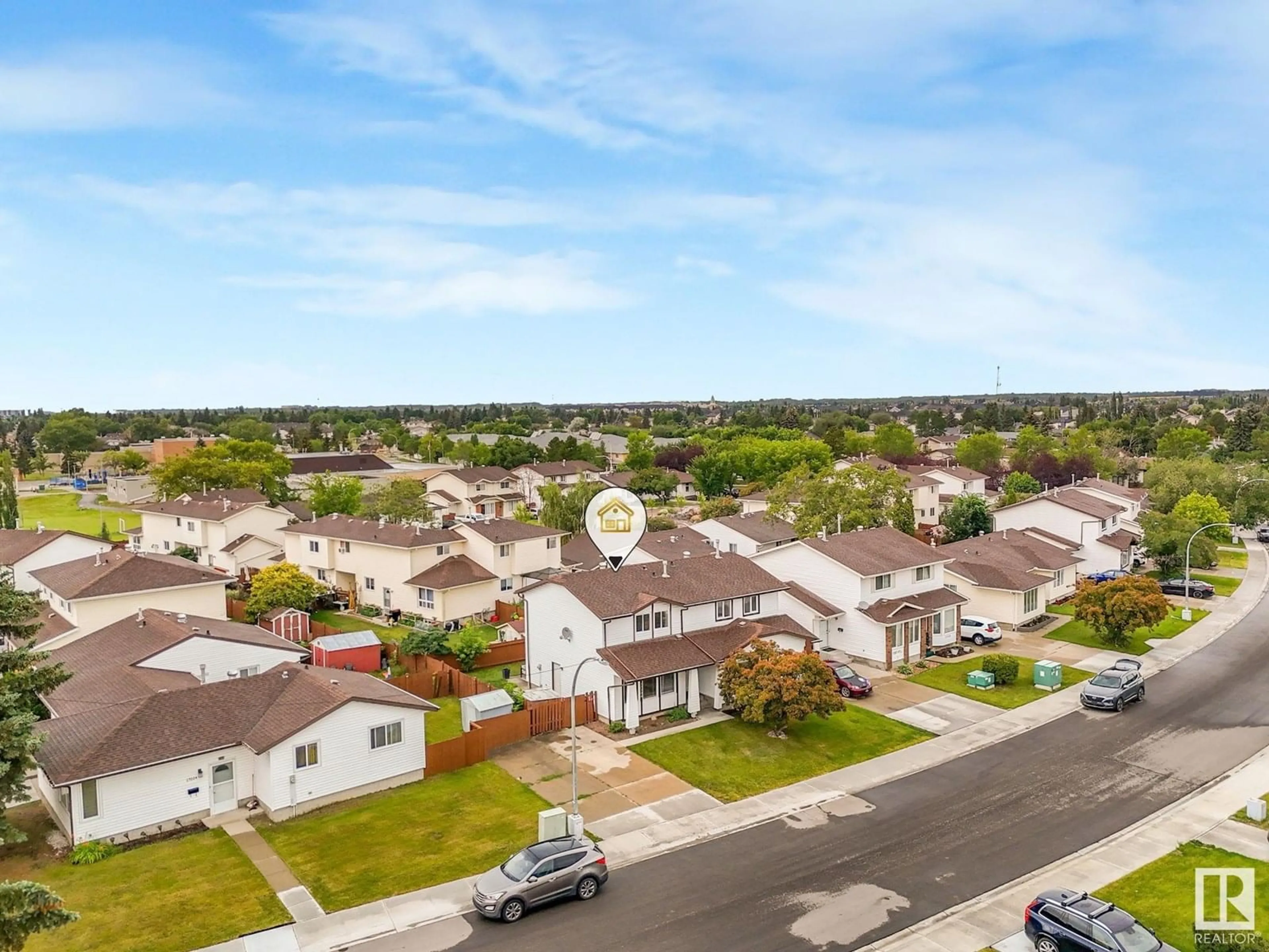 A pic from outside/outdoor area/front of a property/back of a property/a pic from drone, street for 17104 103 ST, Edmonton Alberta T5X4Z4