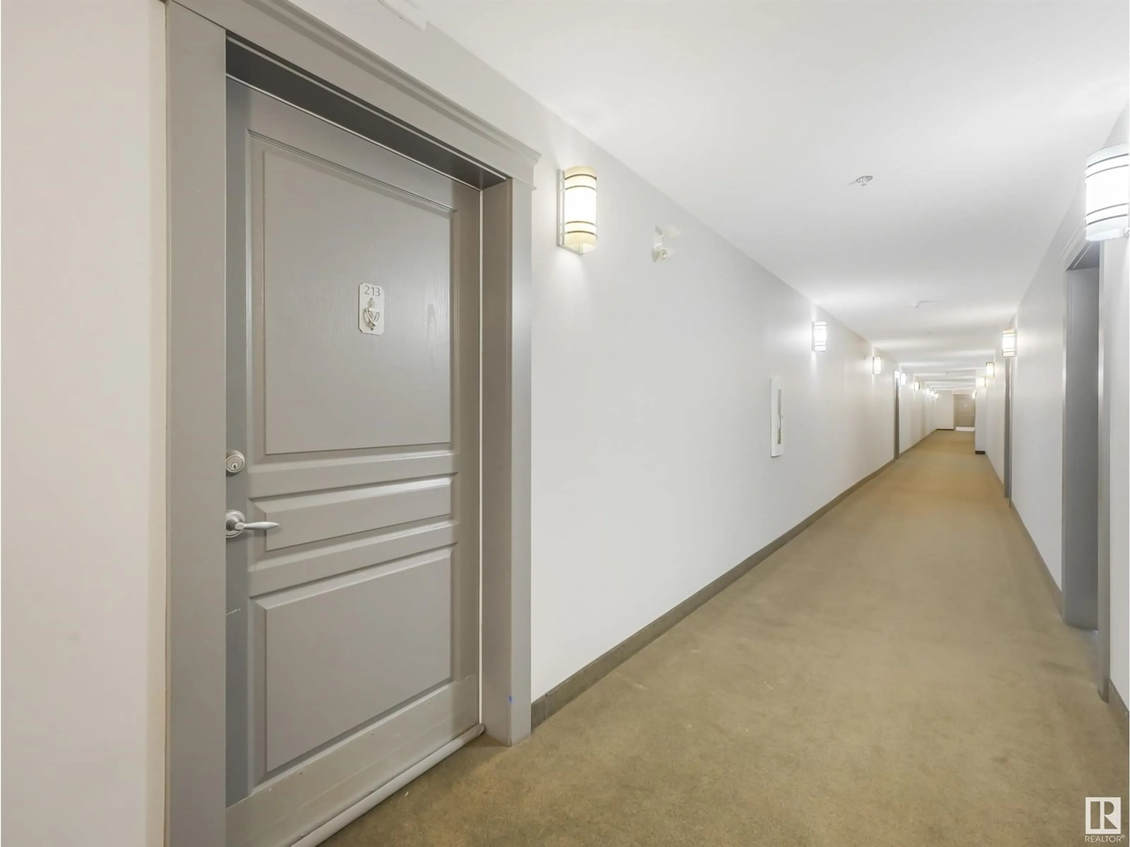 Indoor foyer for #213 - 530 HOOKE RD, Edmonton Alberta T5A5J5