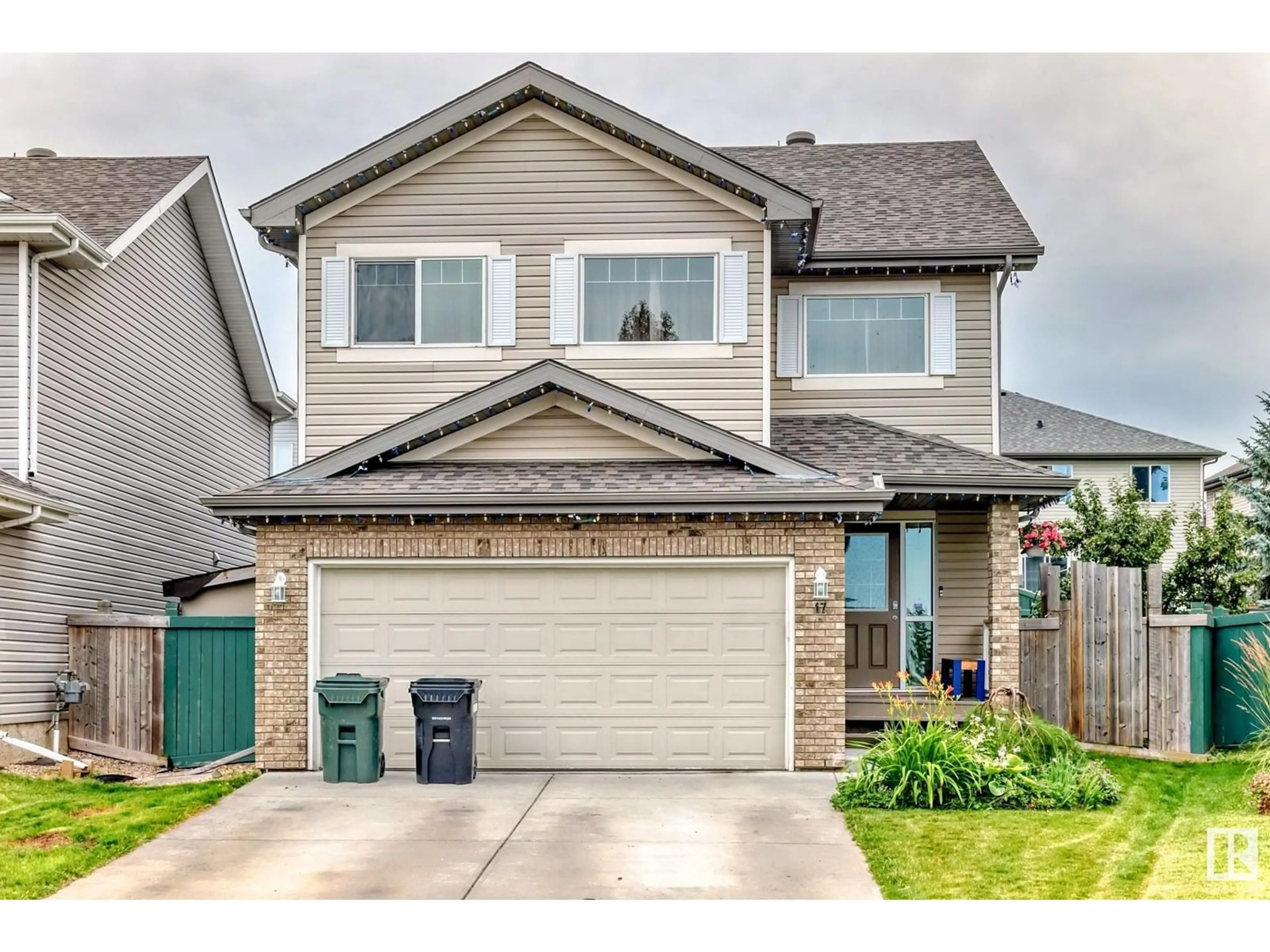 Home with brick exterior material, street for 17 VIRGINIA LO, Spruce Grove Alberta T7X4P6