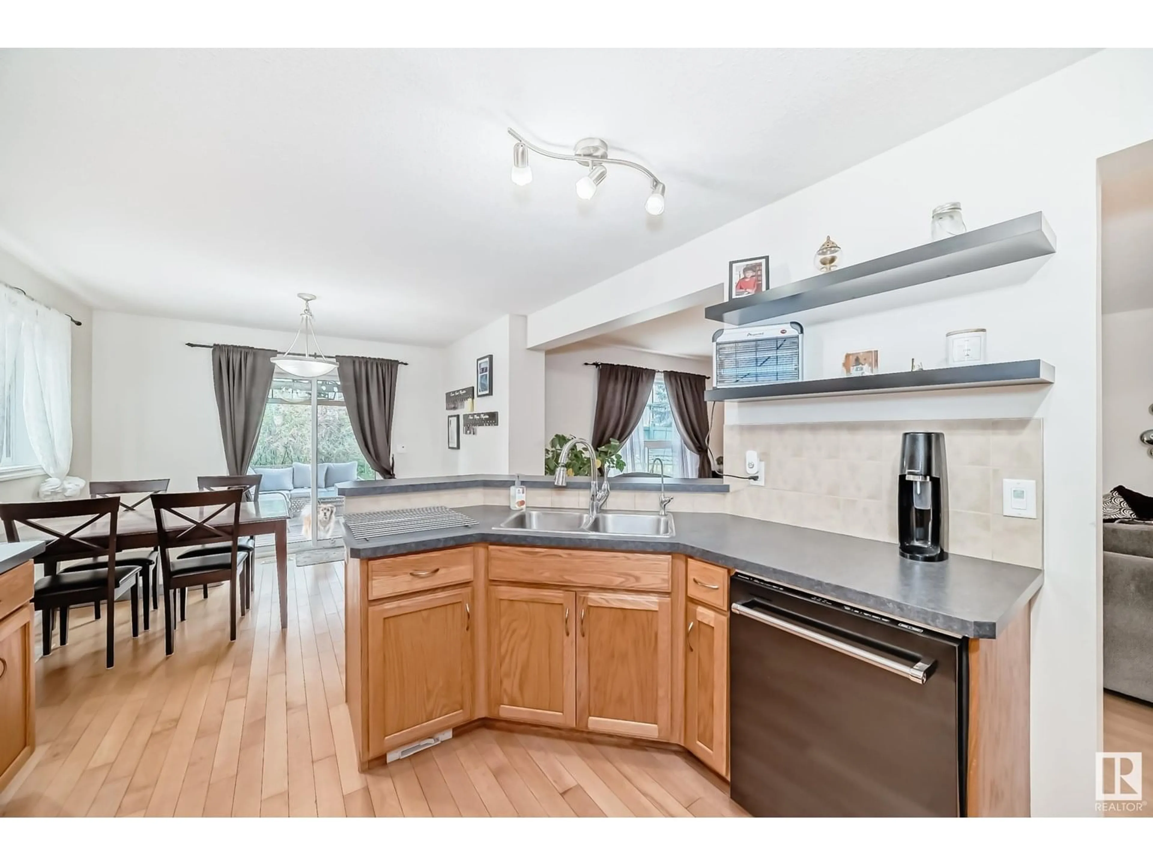 Open concept kitchen, unknown for 17 VIRGINIA LO, Spruce Grove Alberta T7X4P6