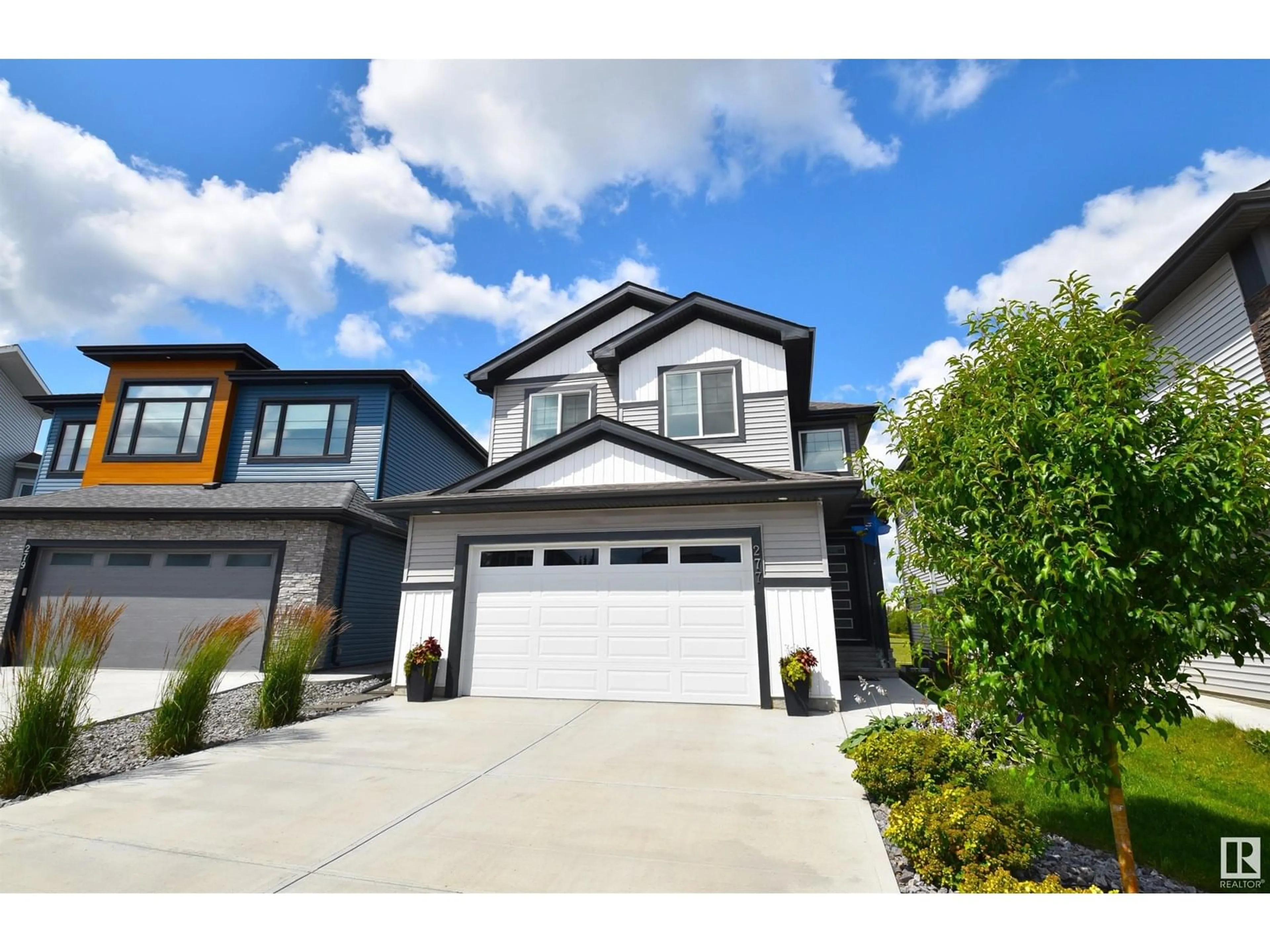 Home with vinyl exterior material, street for 277 SILVERSTONE CR, Stony Plain Alberta T7Z0E8