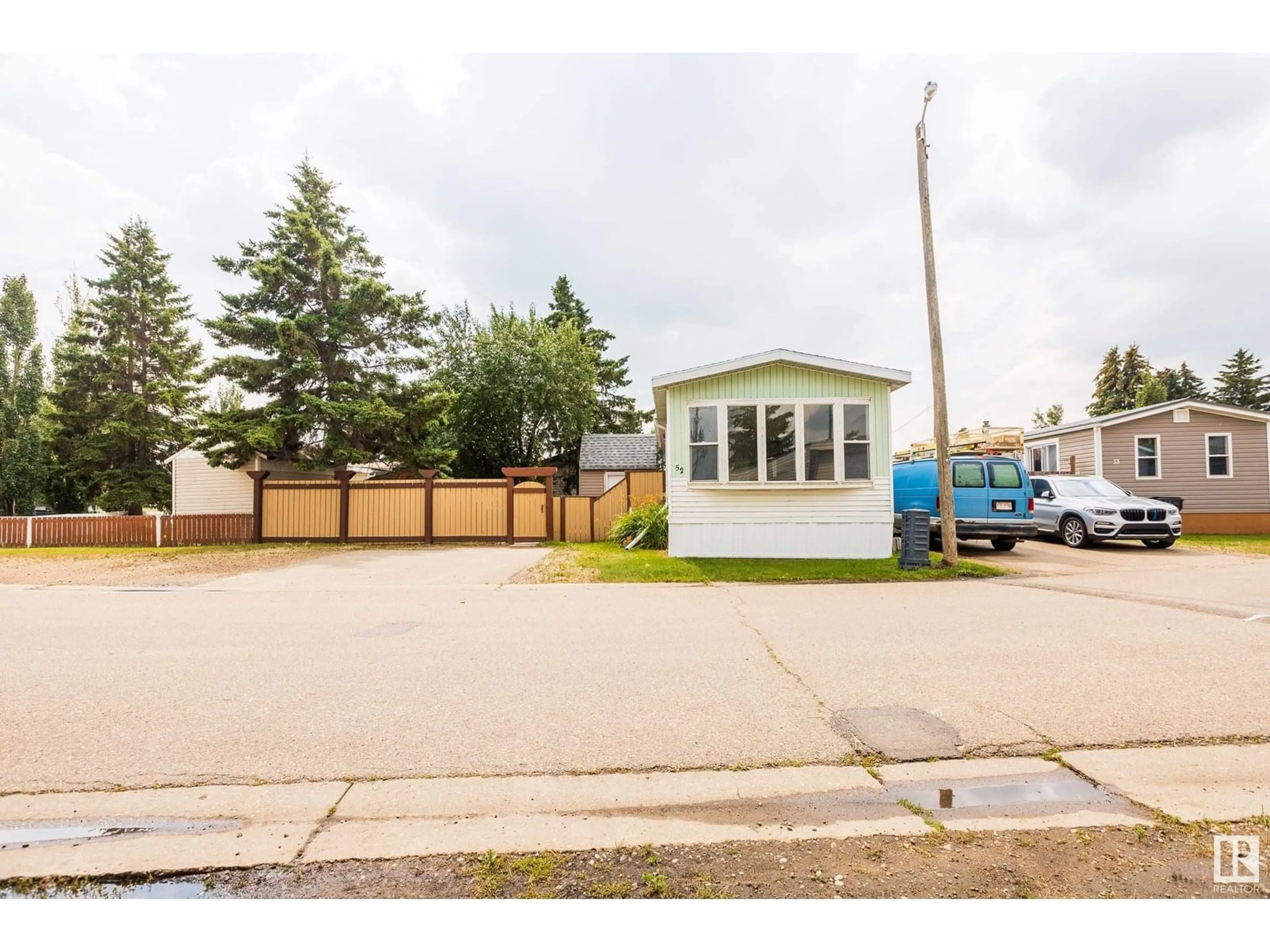 Unknown for 52 - 10410 101 A ST, Morinville Alberta T8R1B1
