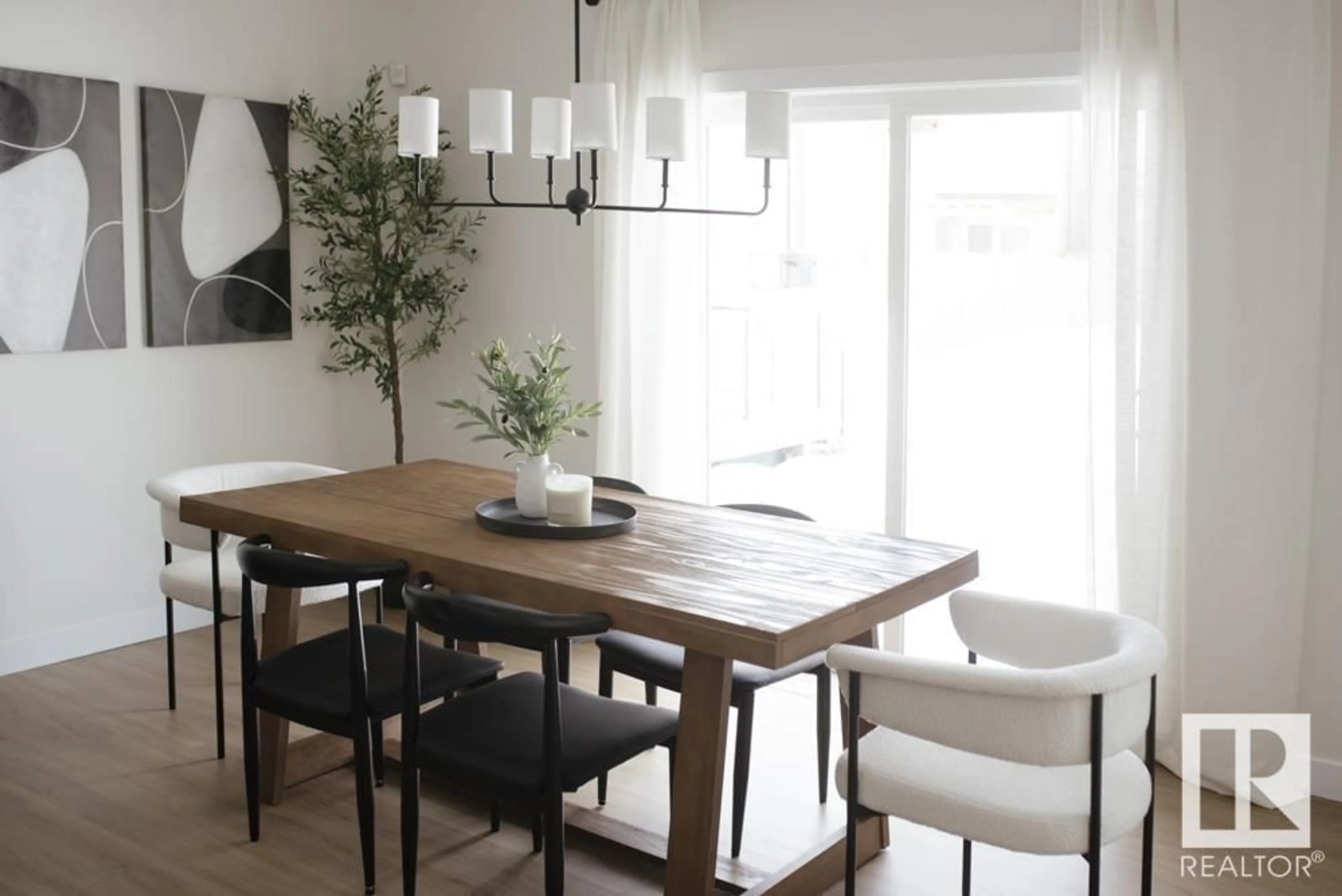 Dining room, wood/laminate floor for 6 COULEE CL, Ardrossan Alberta T8E0B9